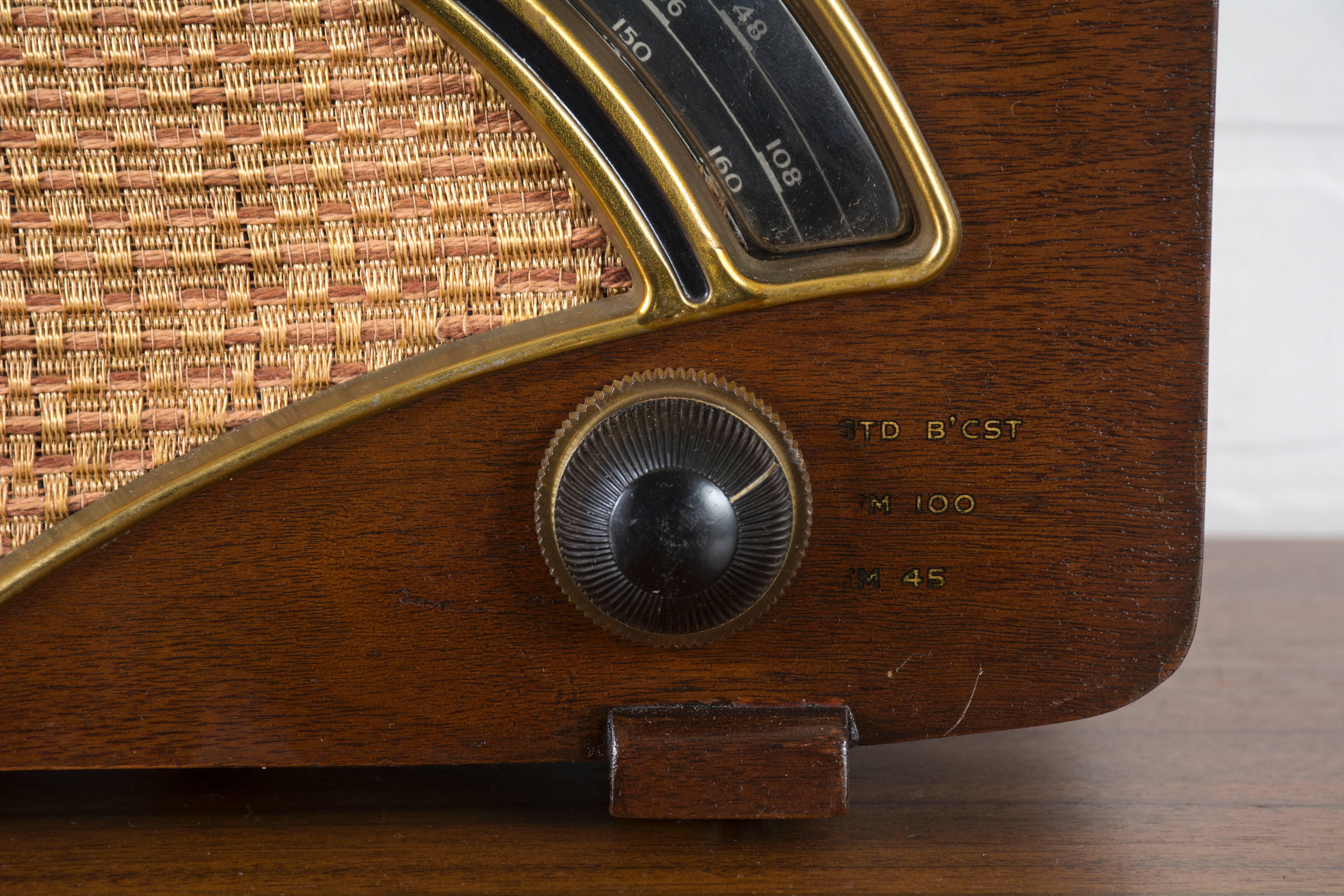 Mid-Century Modern Vintage Zenith Radio by Charles and Ray Eames