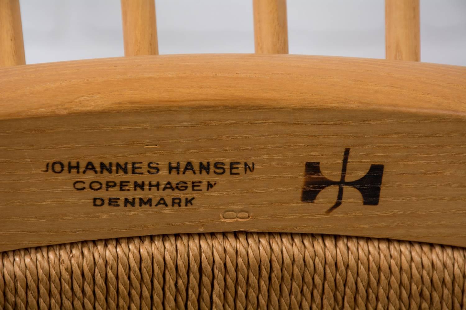 Hans Wegner Vintage 'Peacock' Chair, Denmark, 1947 For Sale 3
