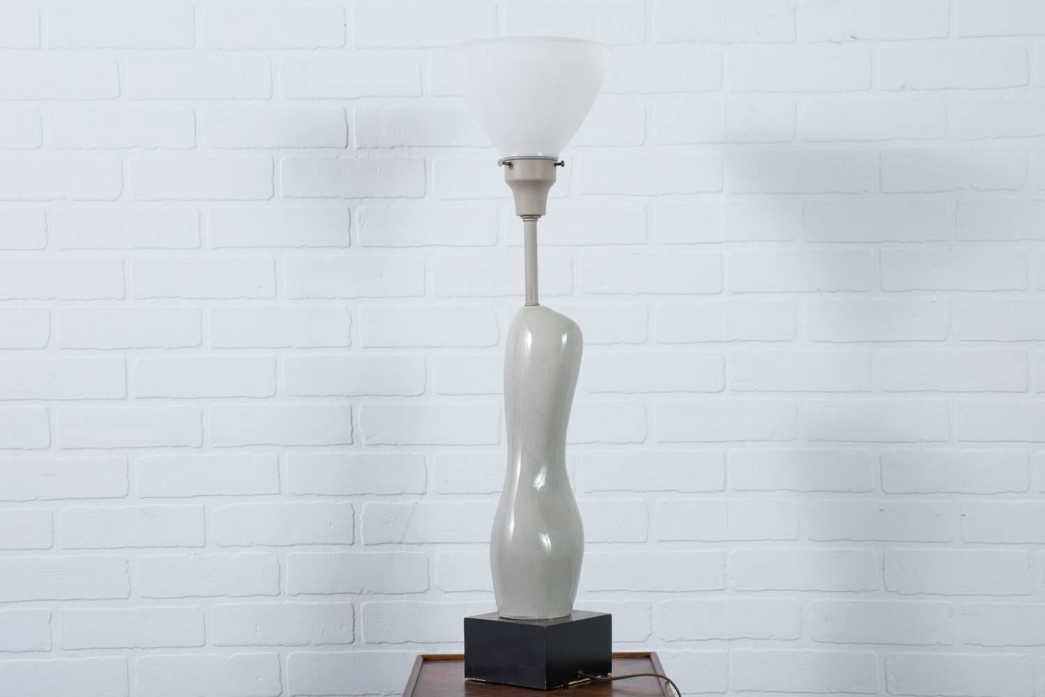 American Russel Wright Grey 'Nude' Form Ceramic Lamp, 1940s For Sale