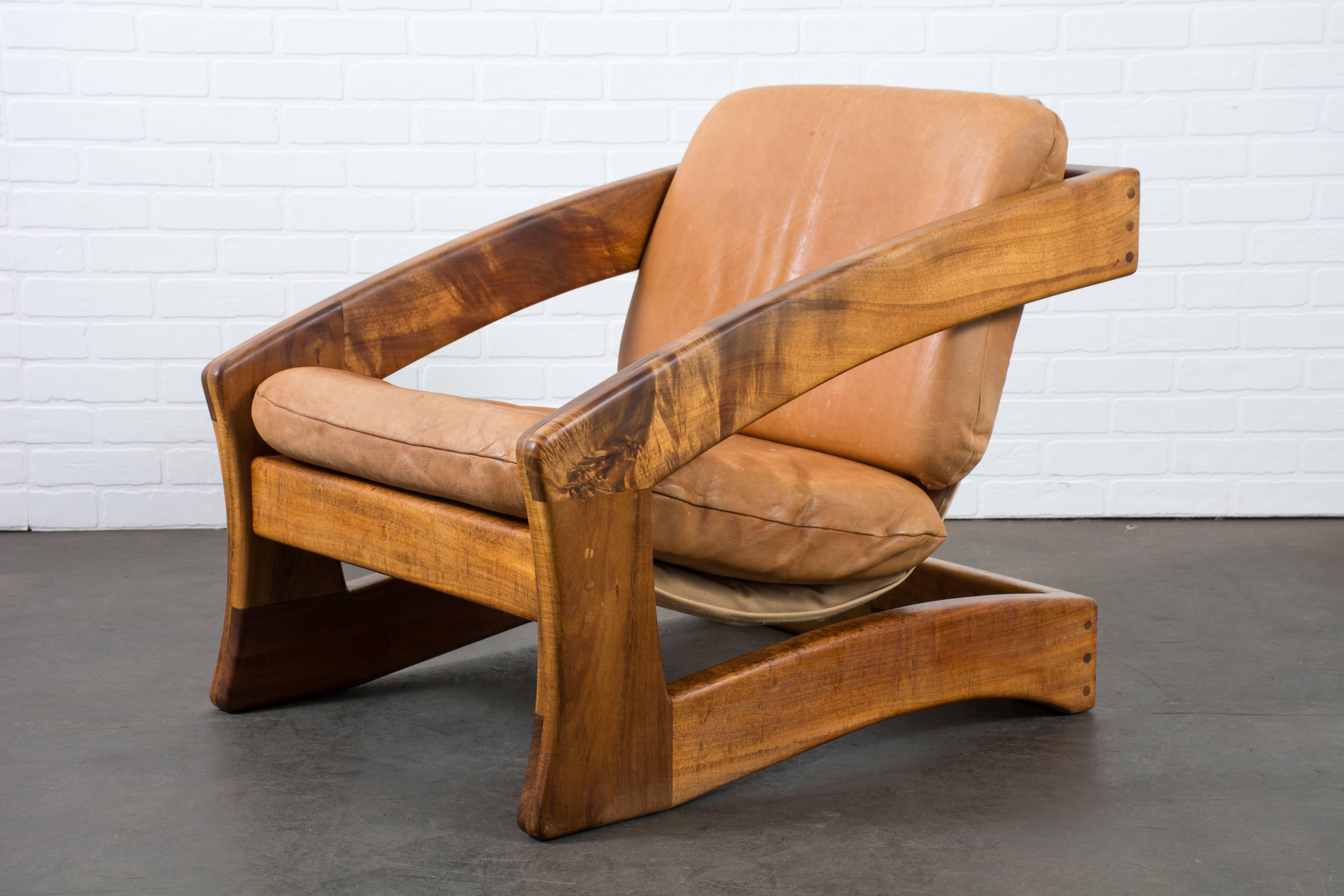 American Vintage Leather Lounge Chair by Robert and Joanne Herzog