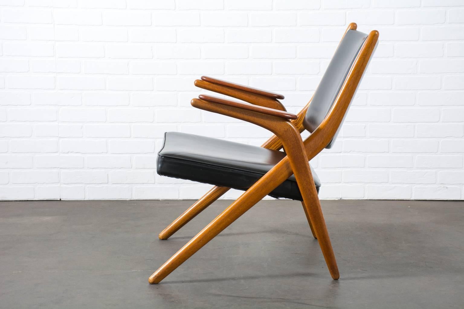 Naugahyde Danish Modern Lounge Chair