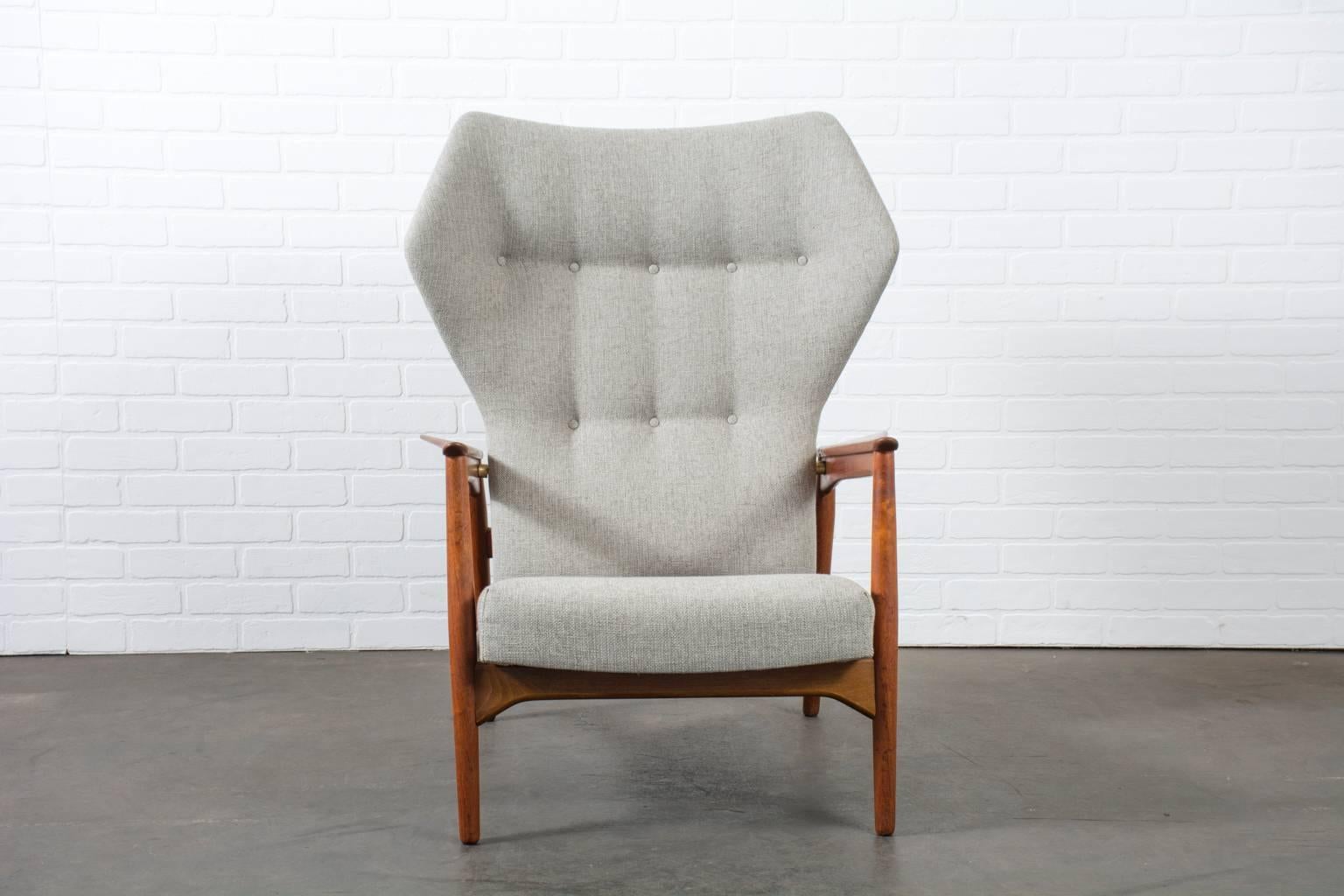 Mid-20th Century Danish Modern Lounge Chair and Ottoman by Ib Kofod-Larsen for Carlo Gahrn