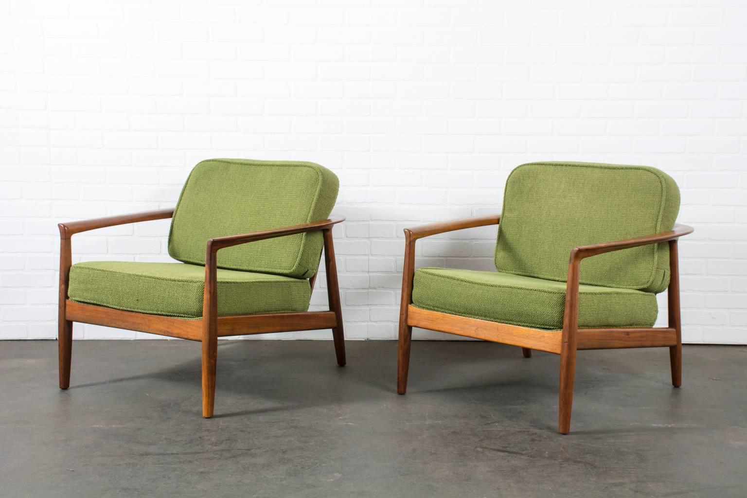 Swedish Pair of Lounge Chairs by Folke Ohlsson for Dux