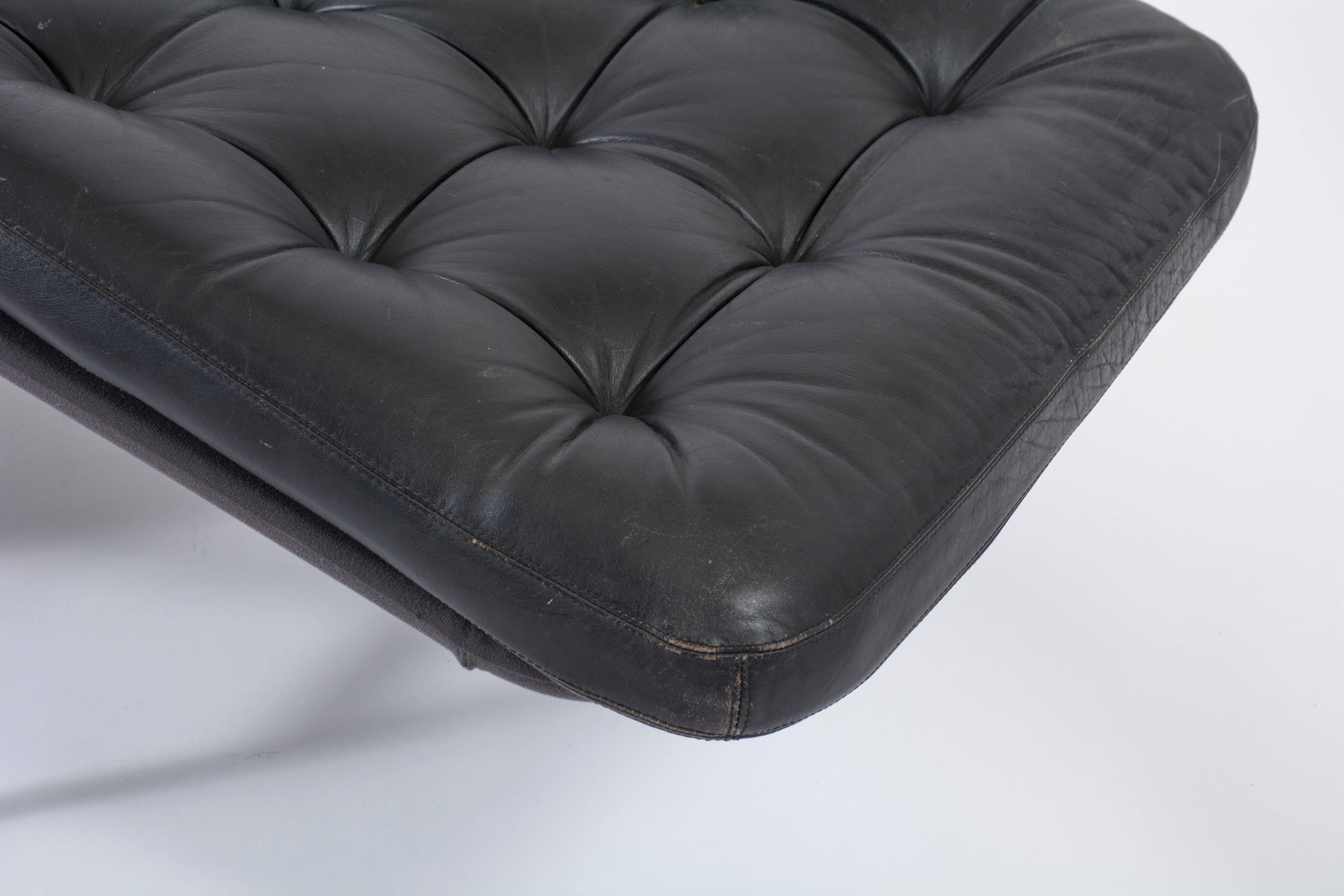 Swedish Vintage Mid-Century Leather Chaise by Sam Larsson for DUX