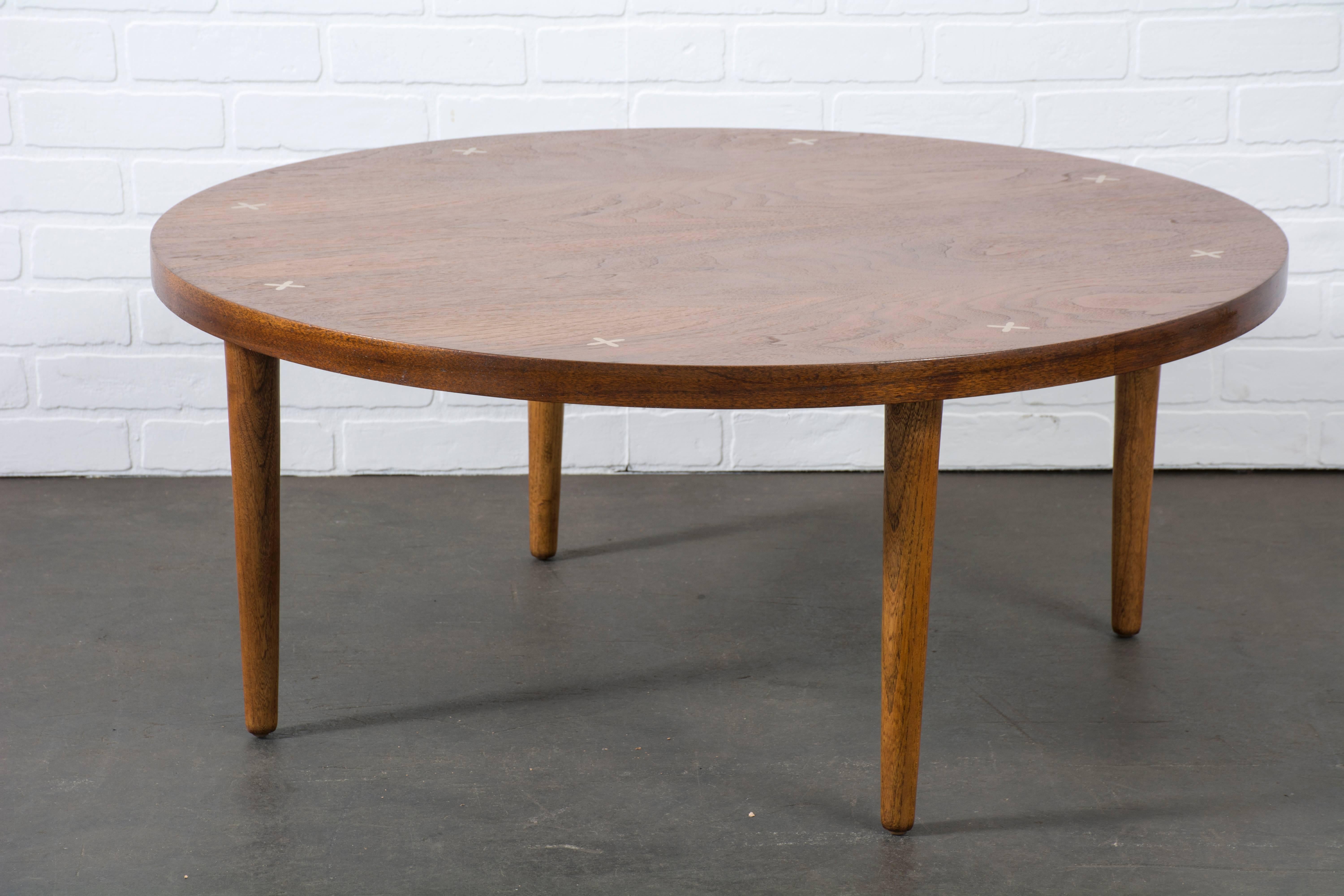Mid-Century Modern Coffee Table by American of Martinsville In Good Condition In San Francisco, CA