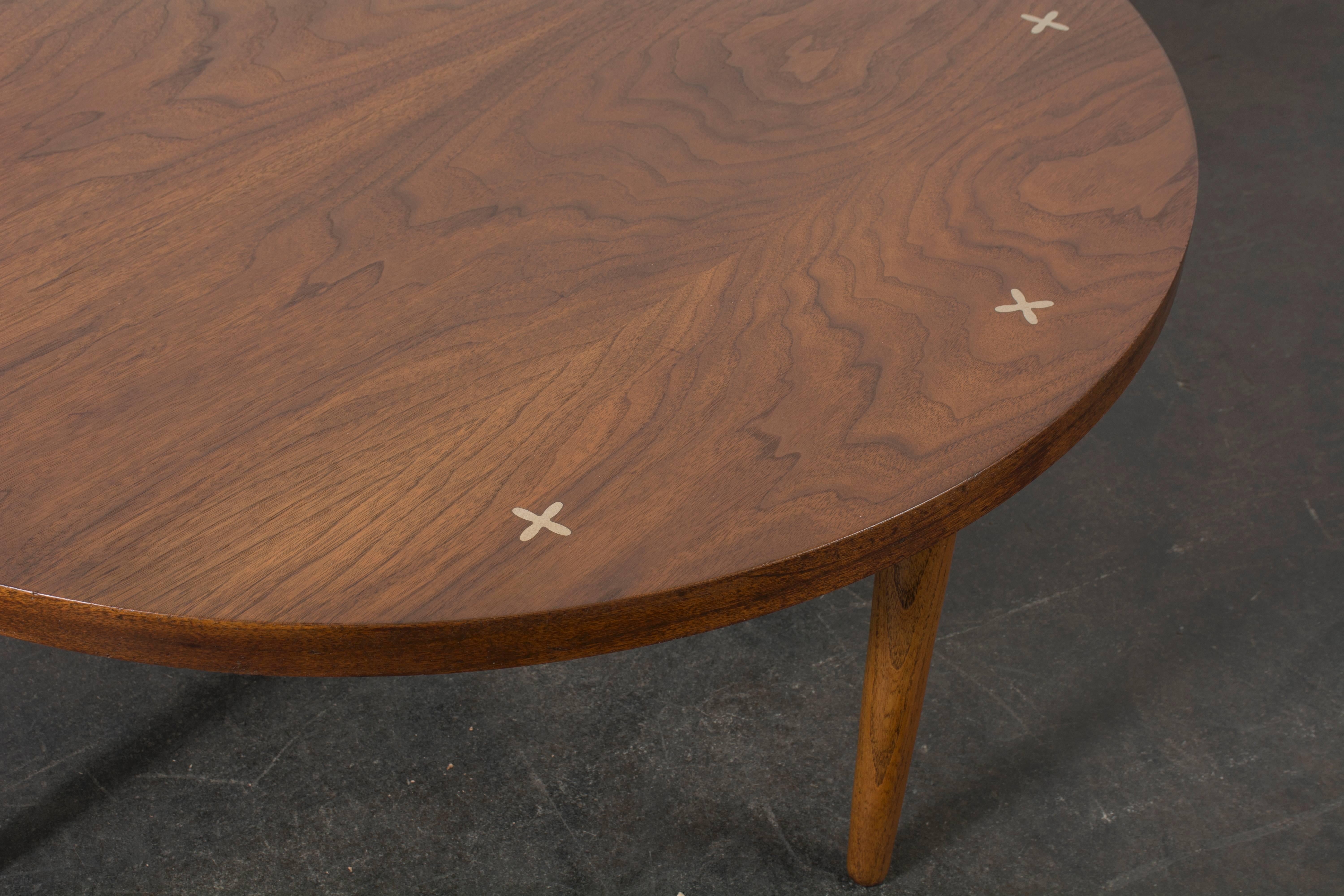 Mid-Century Modern Coffee Table by American of Martinsville 2