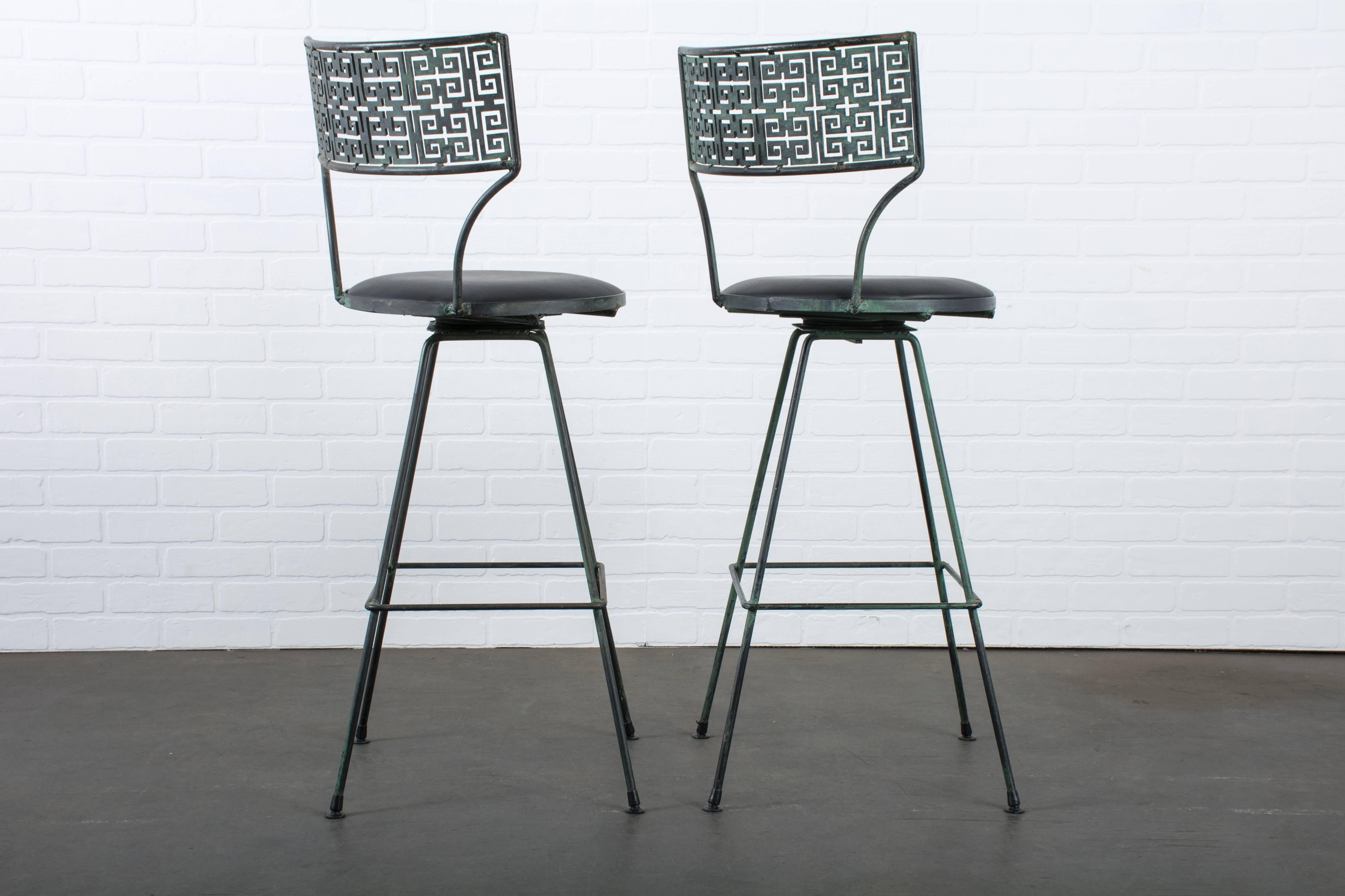 Mid-Century Modern Pair of Vintage Mid-Century Bar Stools