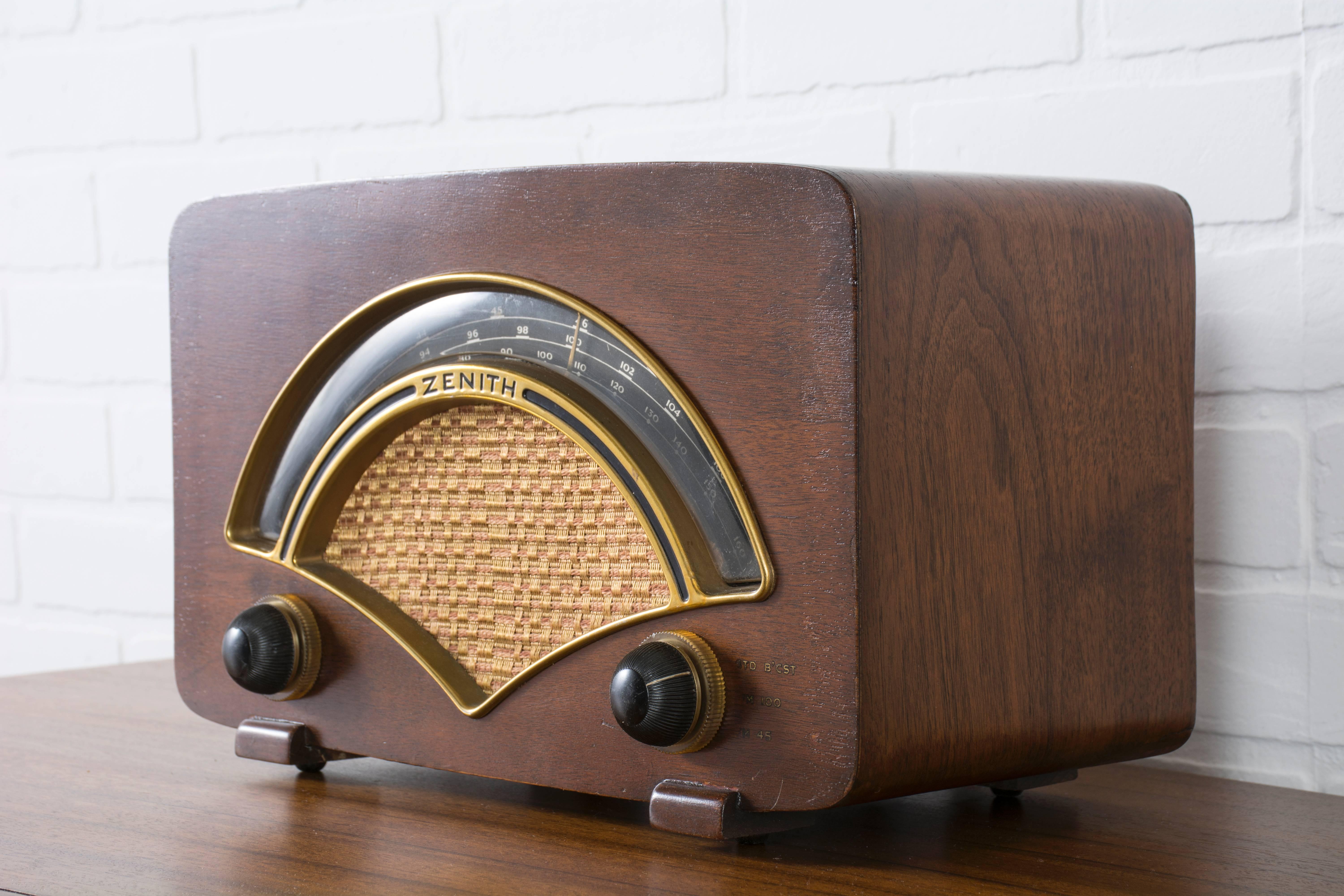 Mid-20th Century Vintage Zenith Radio by Charles and Ray Eames