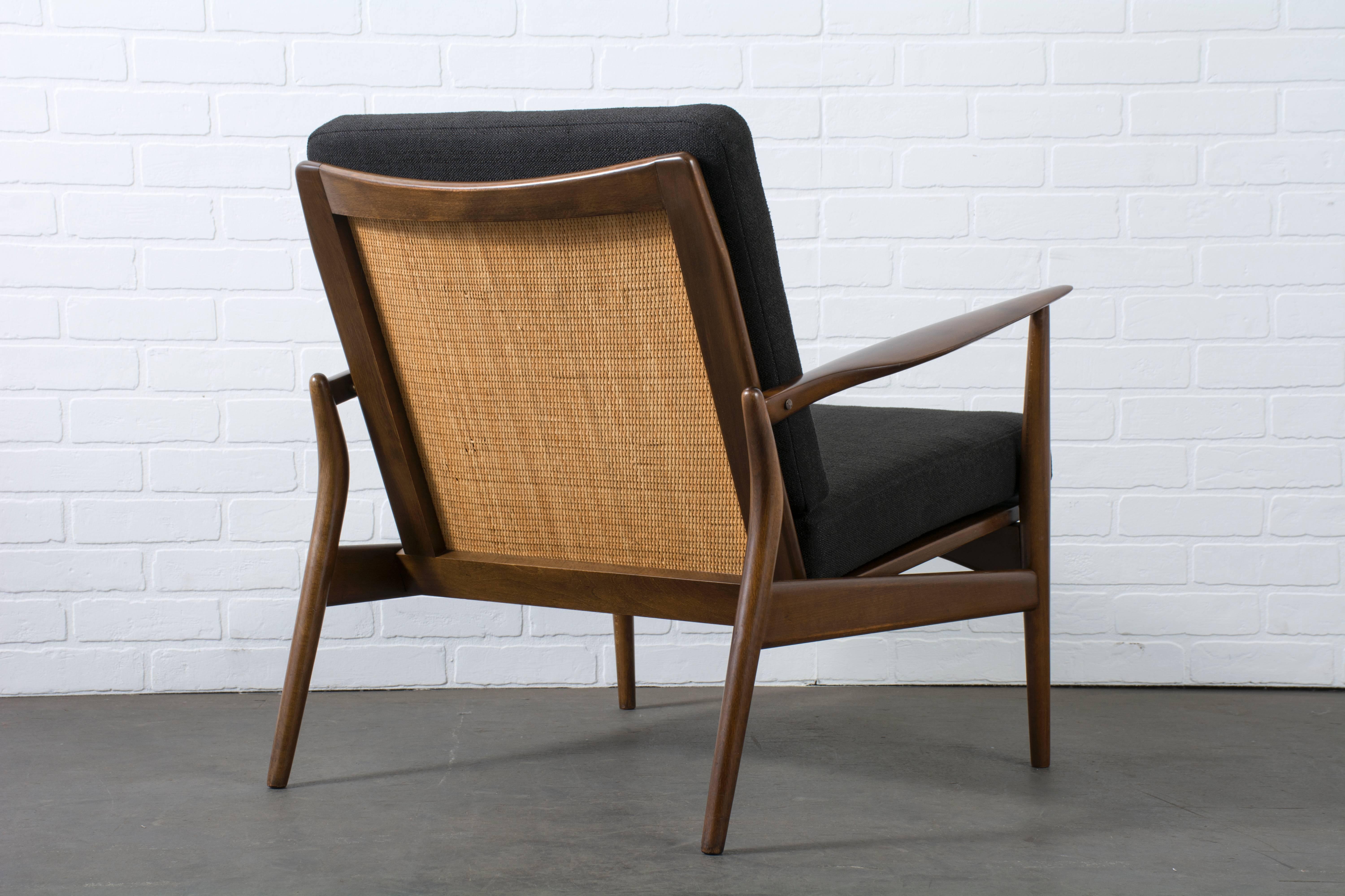 Danish Modern 'Spear' Lounge Chair by Ib Kofod-Larsen In Good Condition In San Francisco, CA