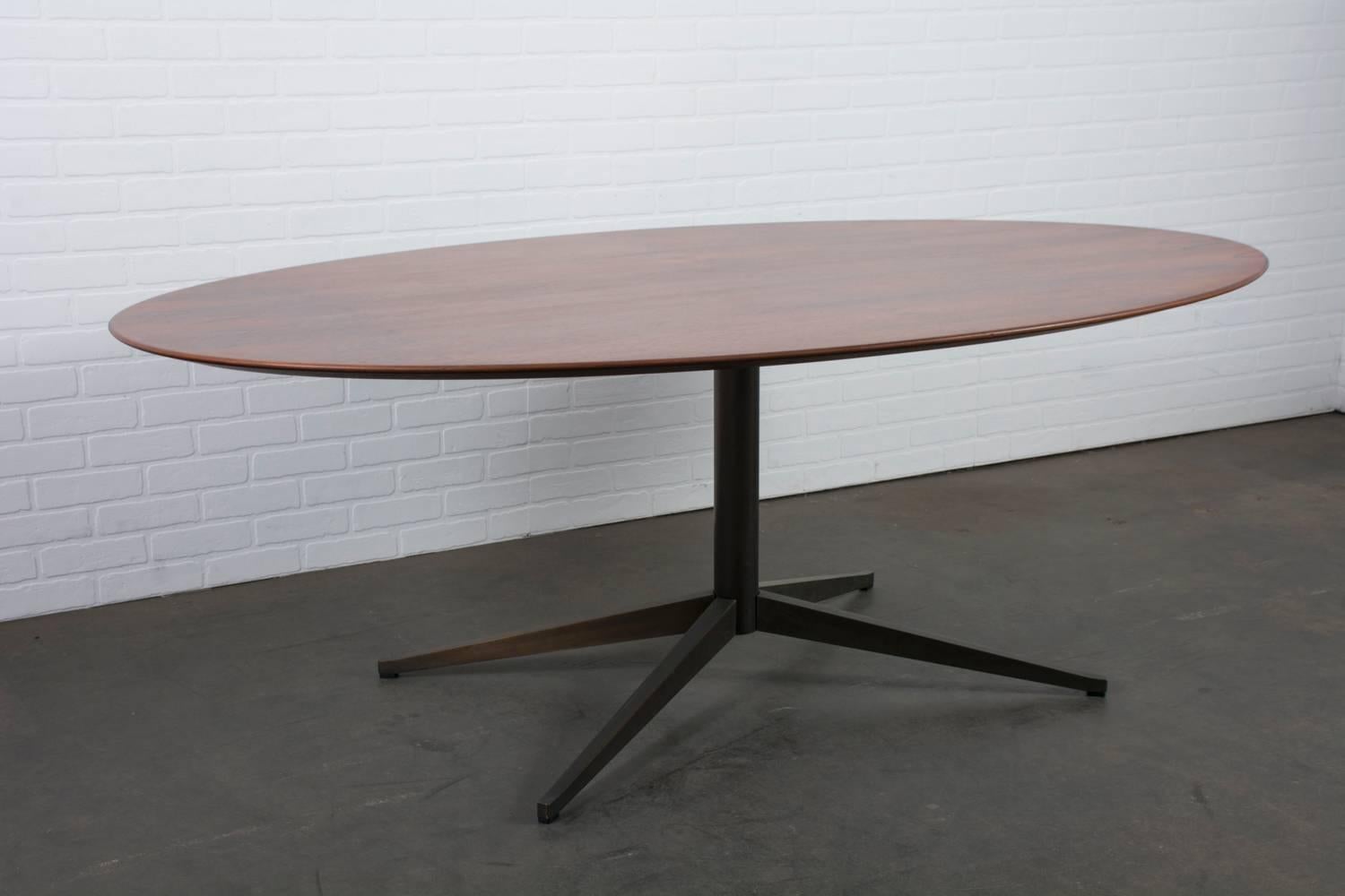 Mid-Century Modern Florence Knoll Oval Rosewood Table with Bronze Base