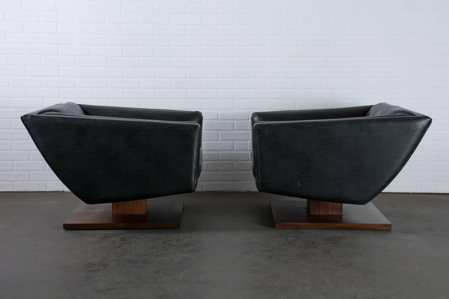 Mid-Century Modern Pair of Vintage Mid-Century Club Chairs by Martin Borenstein