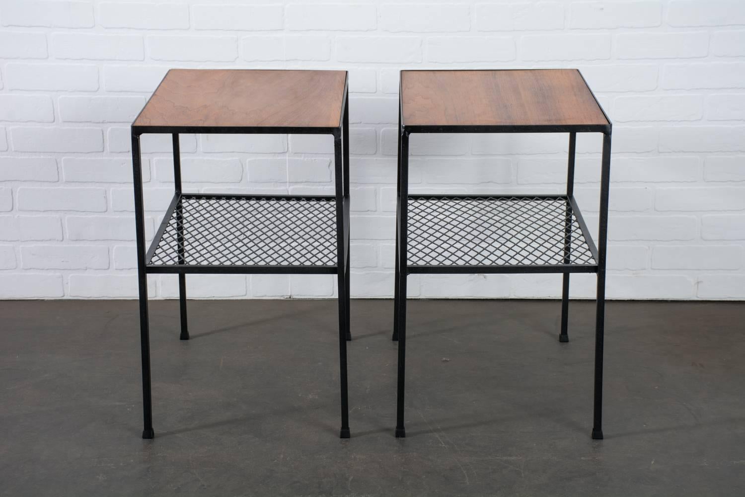 American Pair of Mid-Century Modern Arbuck Side Tables For Sale