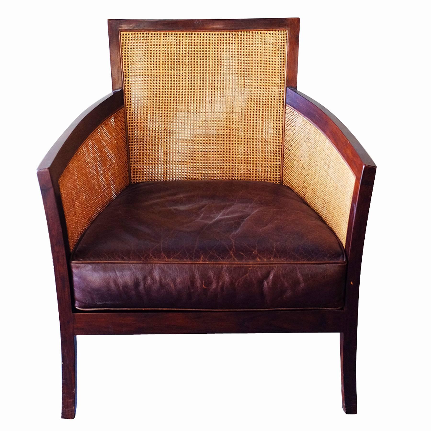 American Contemporary Dark Stained Wicker Lounge Chair