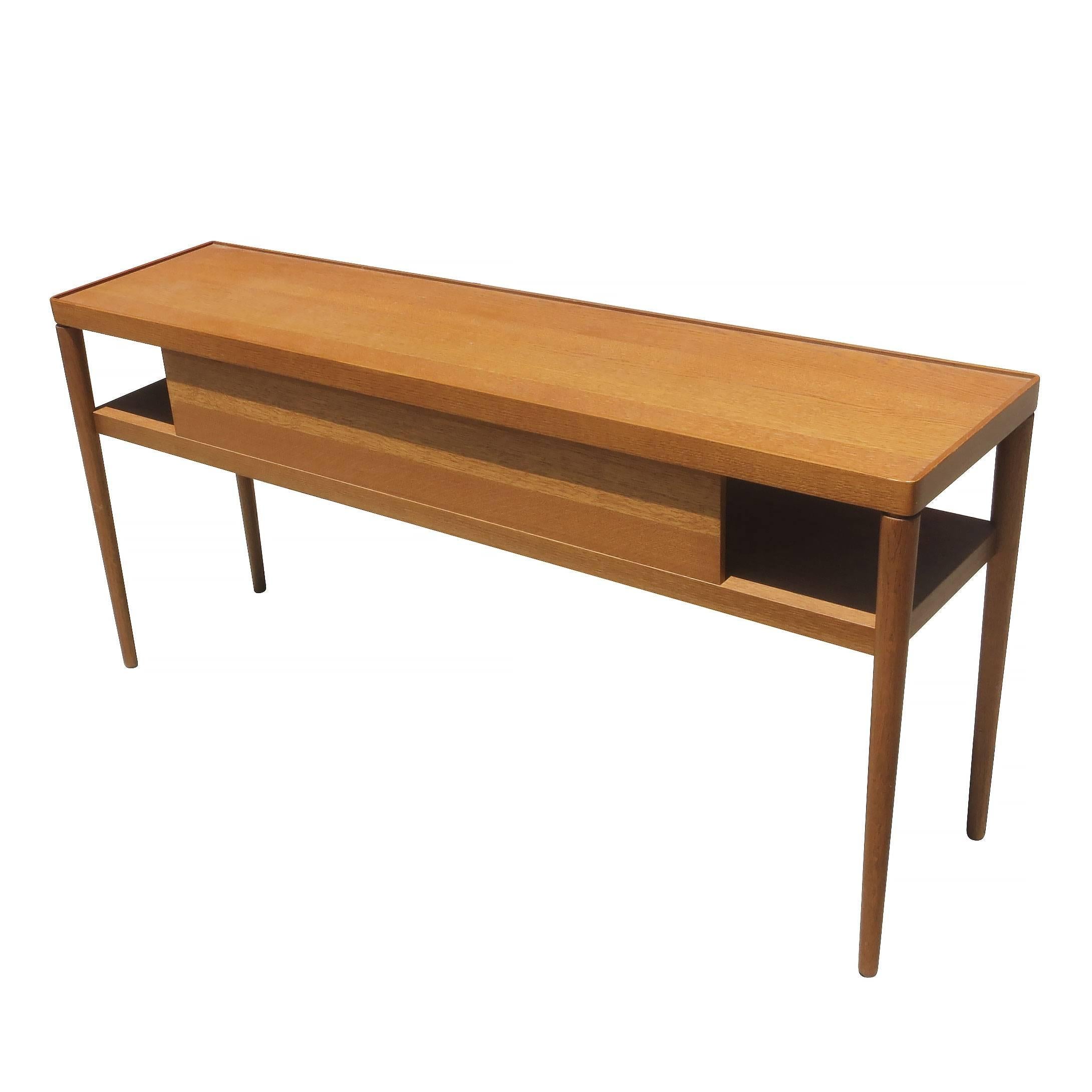 Two-Tier Danish Modern Teak Console Table In Excellent Condition In Van Nuys, CA