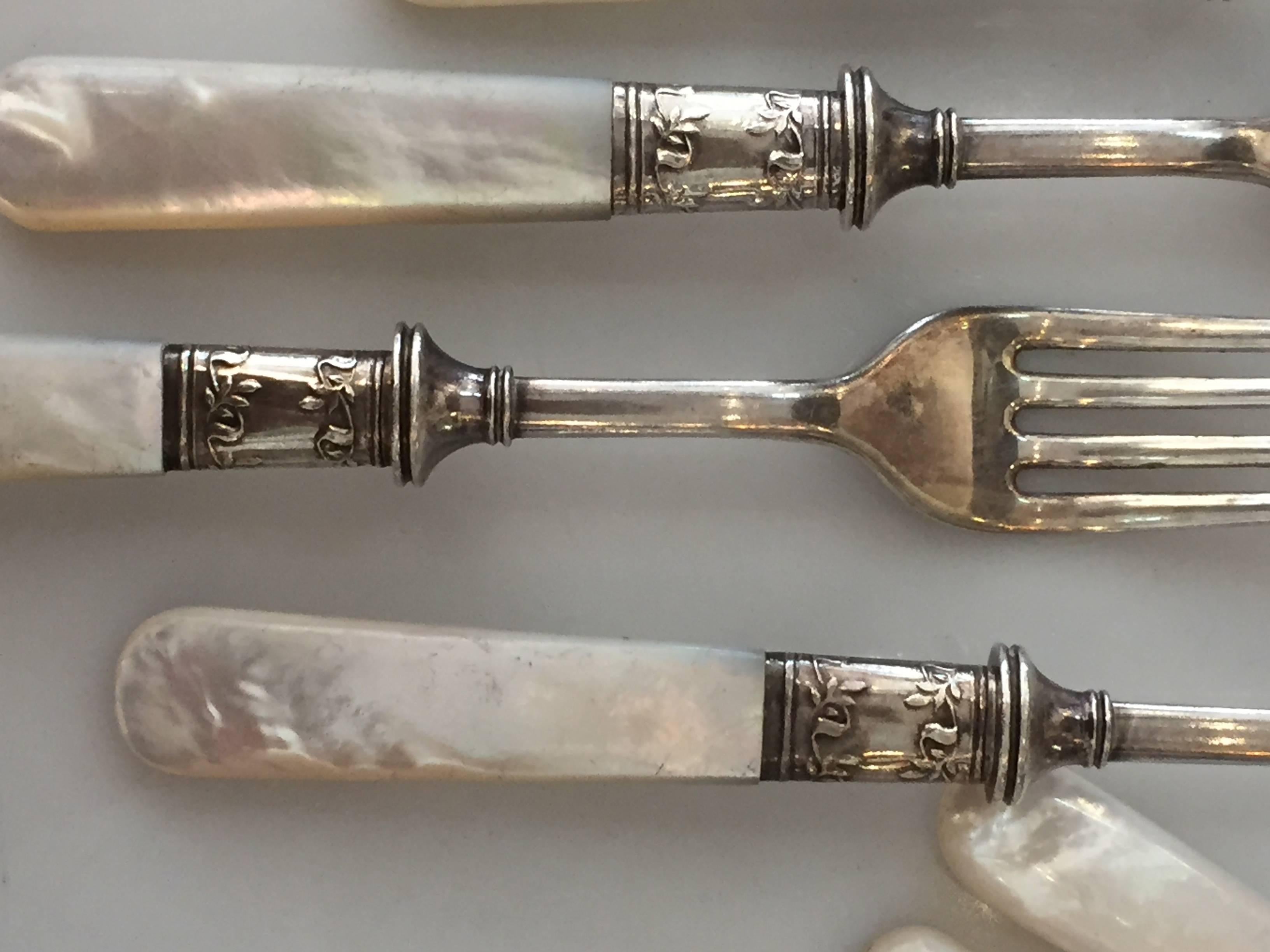 Antique Fish Flatware Set, Sterling Silver with Mother-of-pearl, Set of 18 For Sale 1