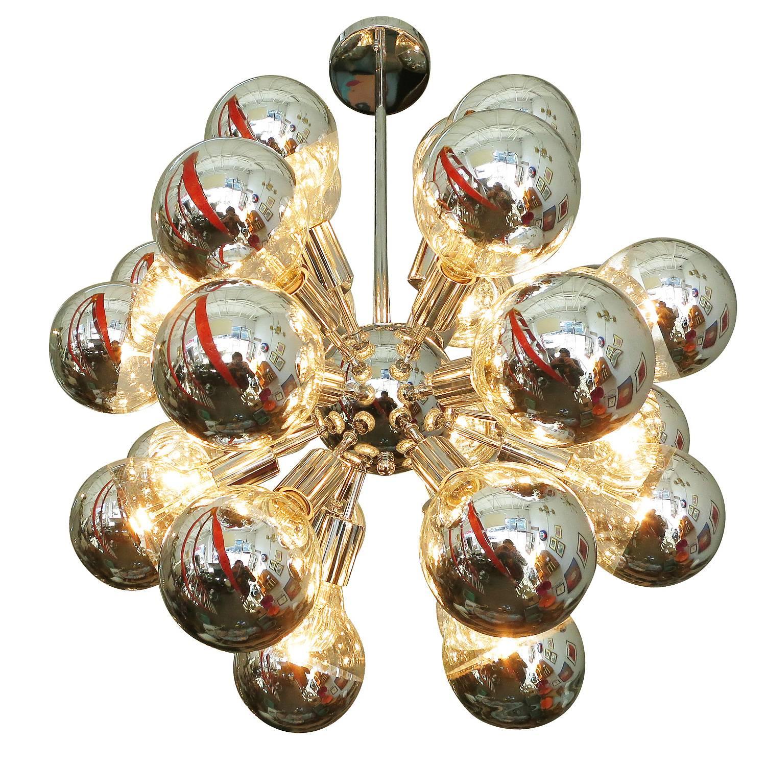 Oversized Chrome Sputnik Chandelier with Mercury Bulbs In Excellent Condition In Van Nuys, CA