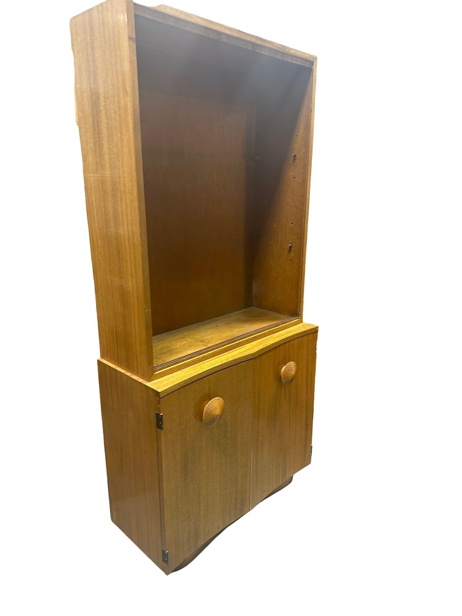 Metà XX secolo Vetrinetta Paldao di Gilbert Rohde per Herman Miller #4190 in vendita