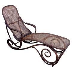 Vienna Secession Bent Oak & Cane Seat Daybed Chaise Lounge by Thonet No.02