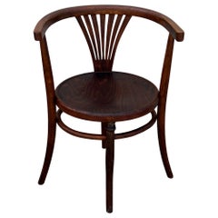 Poltrona Shellback modello B28 n. 28 in stile primo modernismo, firmata Thonet-Mundus