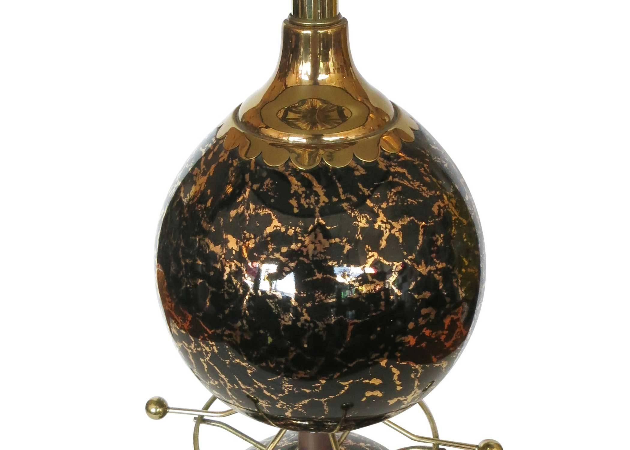 Mid-20th Century Onyx and Gold Foil Art Glass Table Lamp Pair with Brass Starburst Detail, Italy