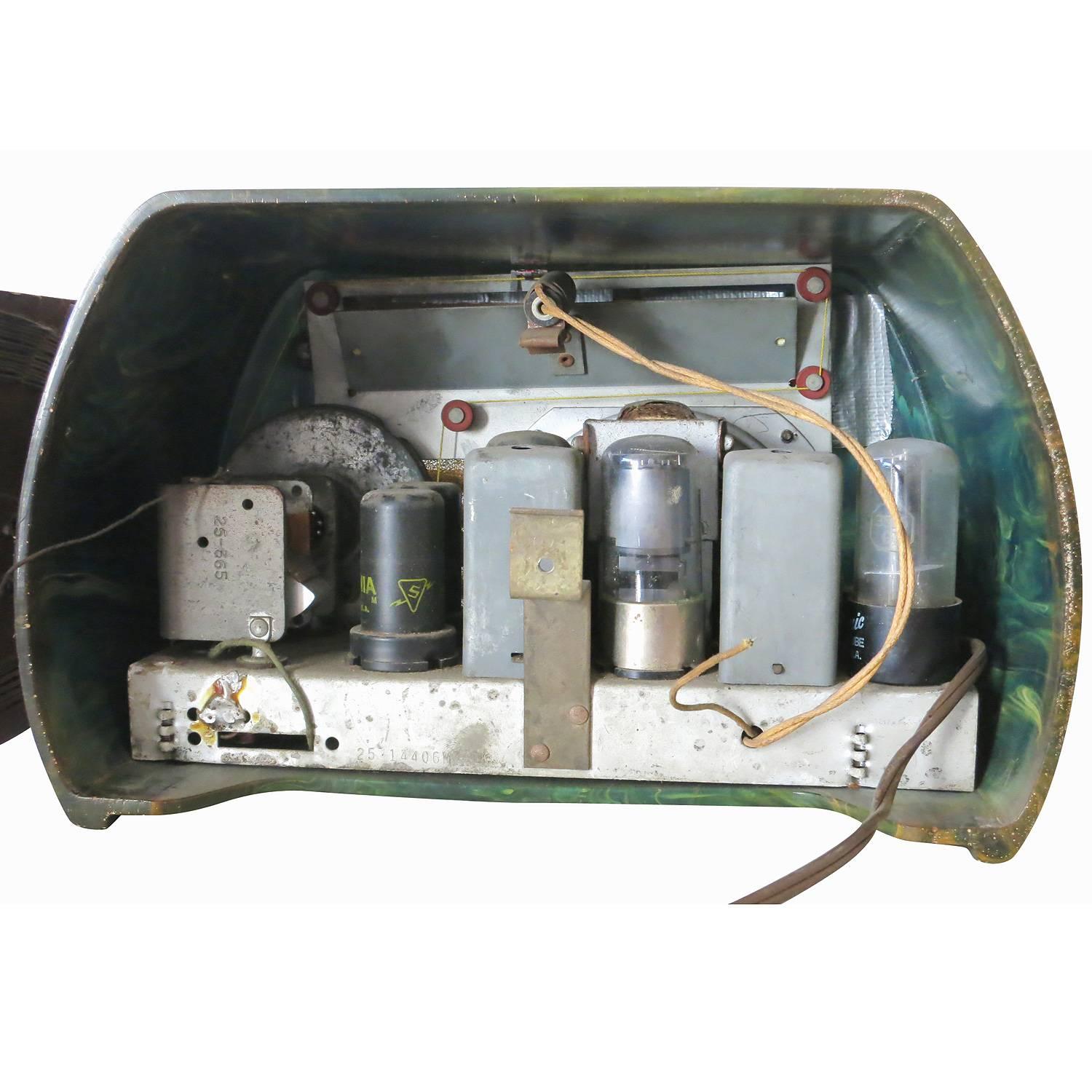 International Style Fada Model 659 