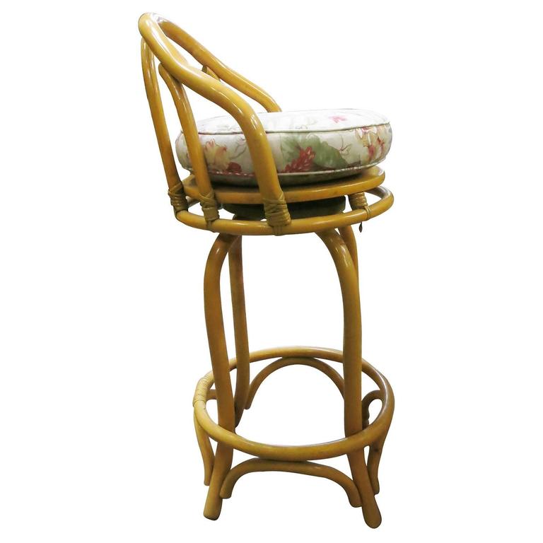 Restored MidCentury Rattan Boomerang Bar with Foot Rest For Sale at