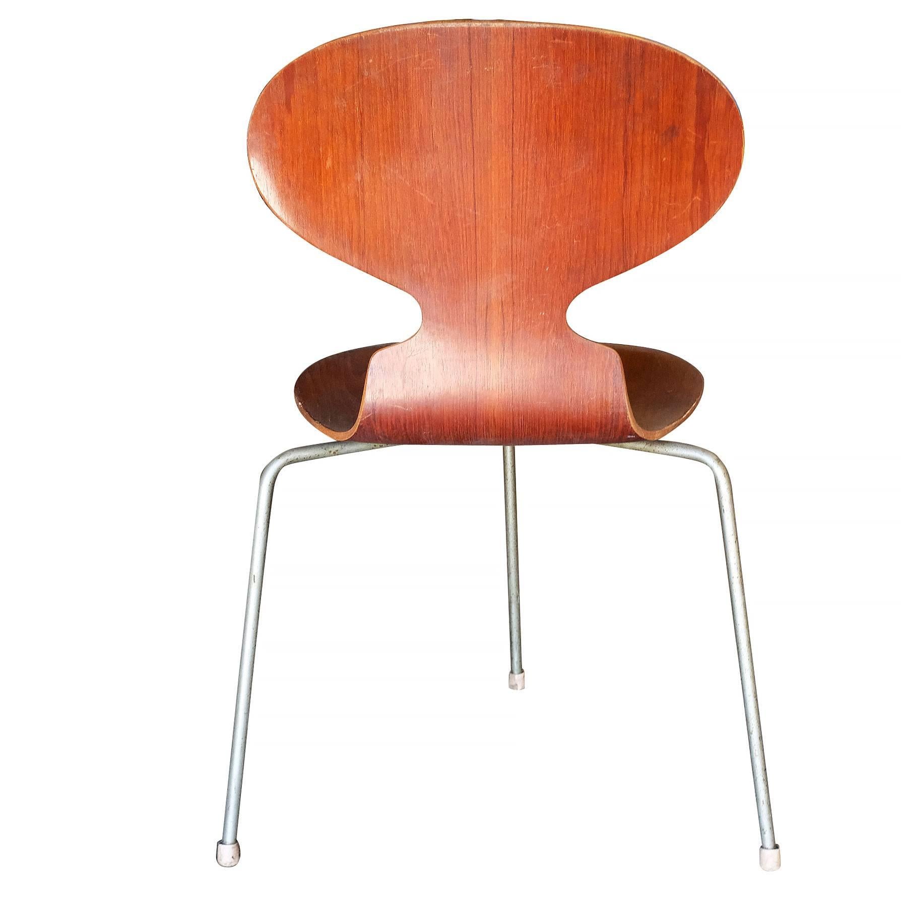 Chaises d'appointAnt d'Arne Jacobsen, ensemble de quatre en vente 1