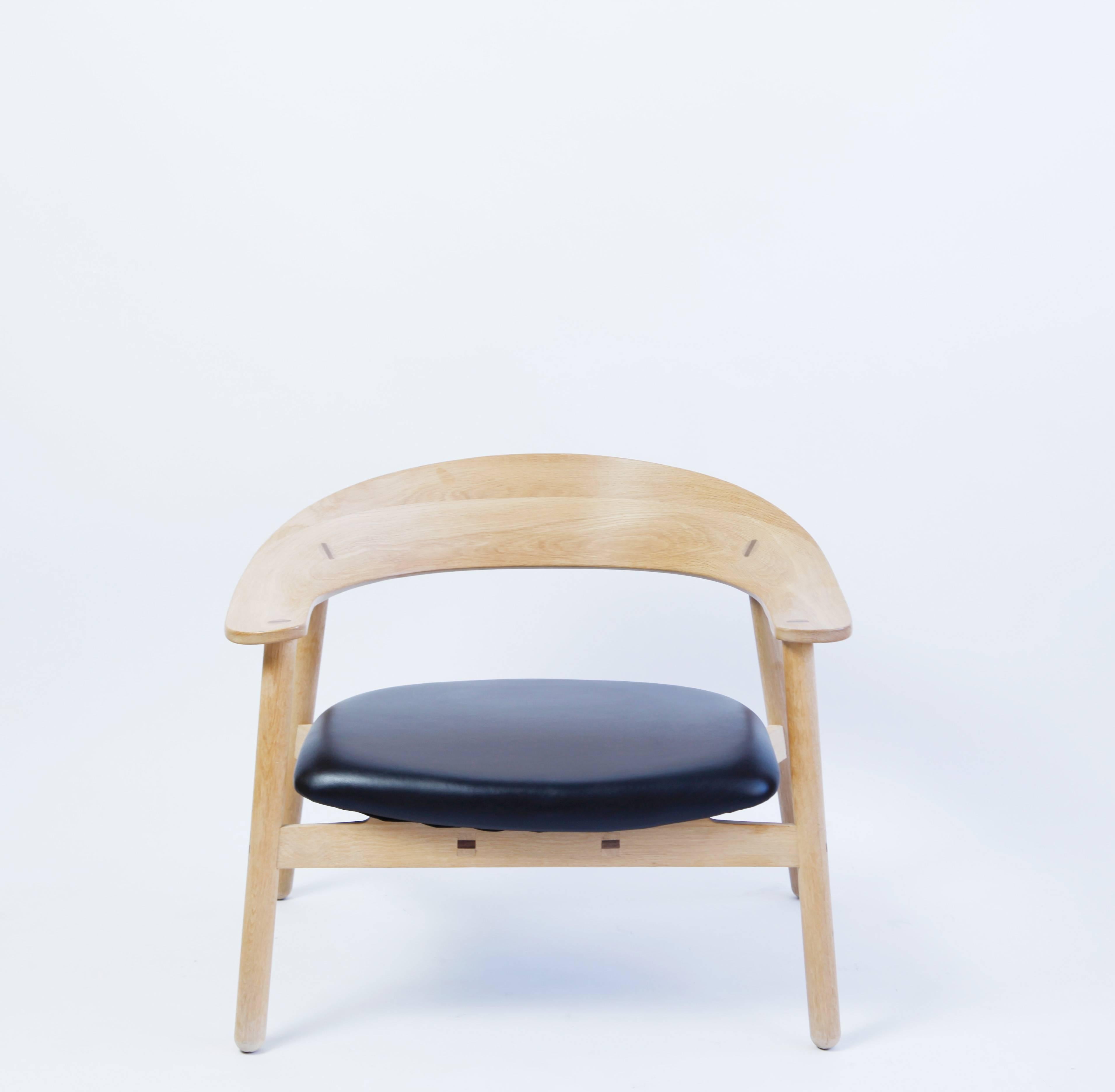 henrik lounge chair