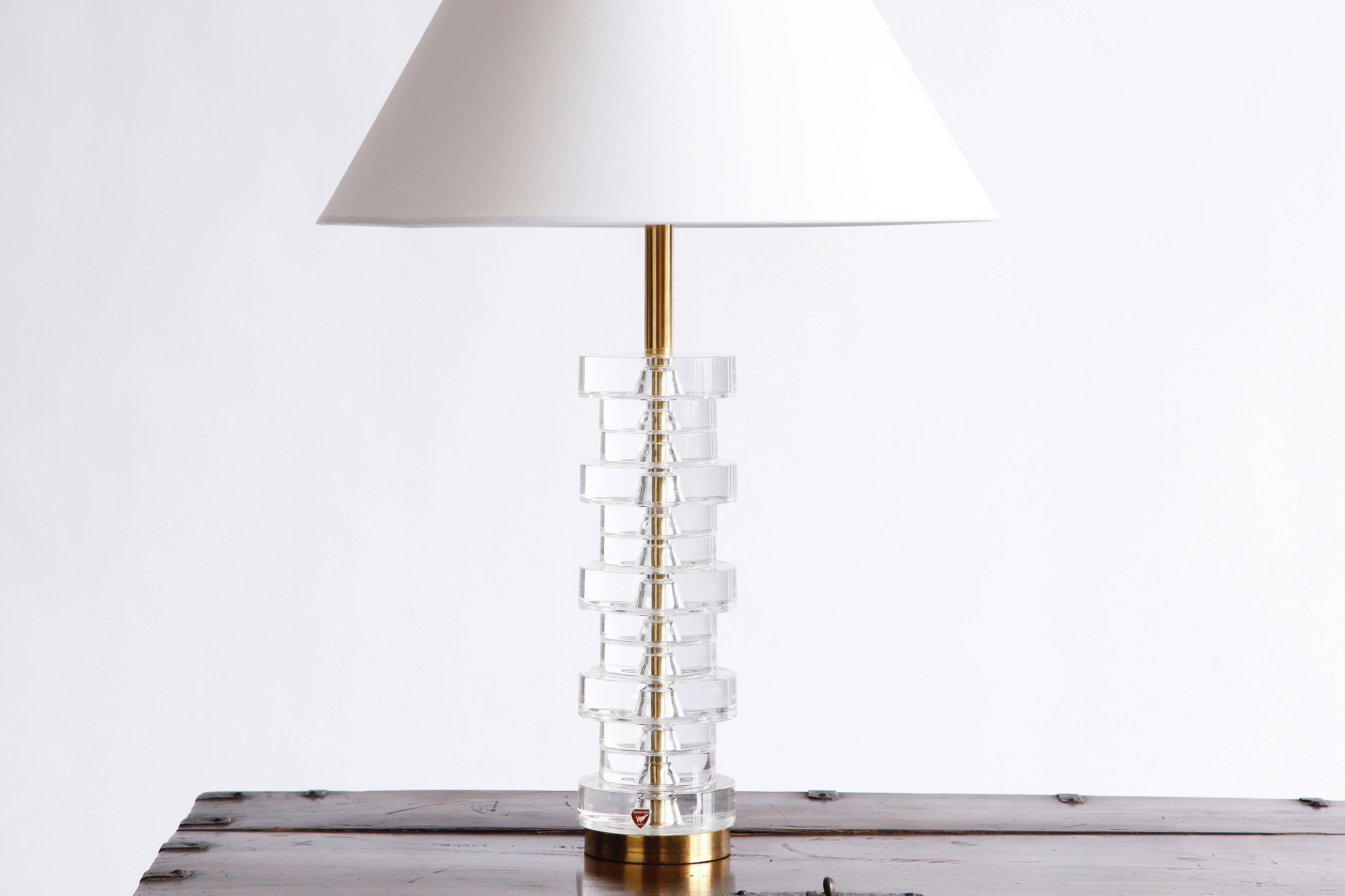 We have a weakness for the lamps Carl Fagerlund designed for Orrefors. They are simple and modern, but the quality speaks volumes, and the profile is timeless.
