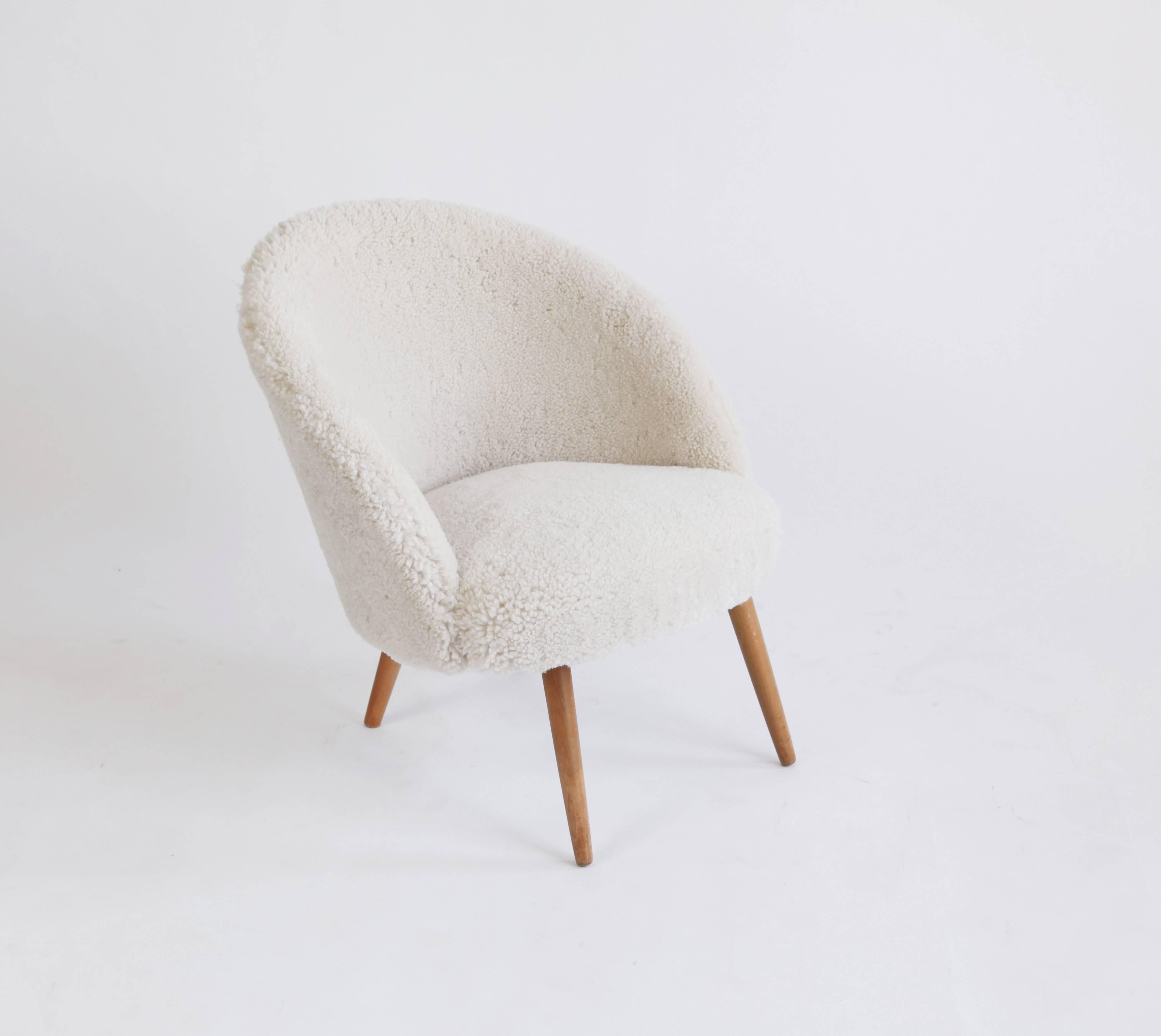 20th Century Pair of Easy Chairs by Ejvind A. Johansson
