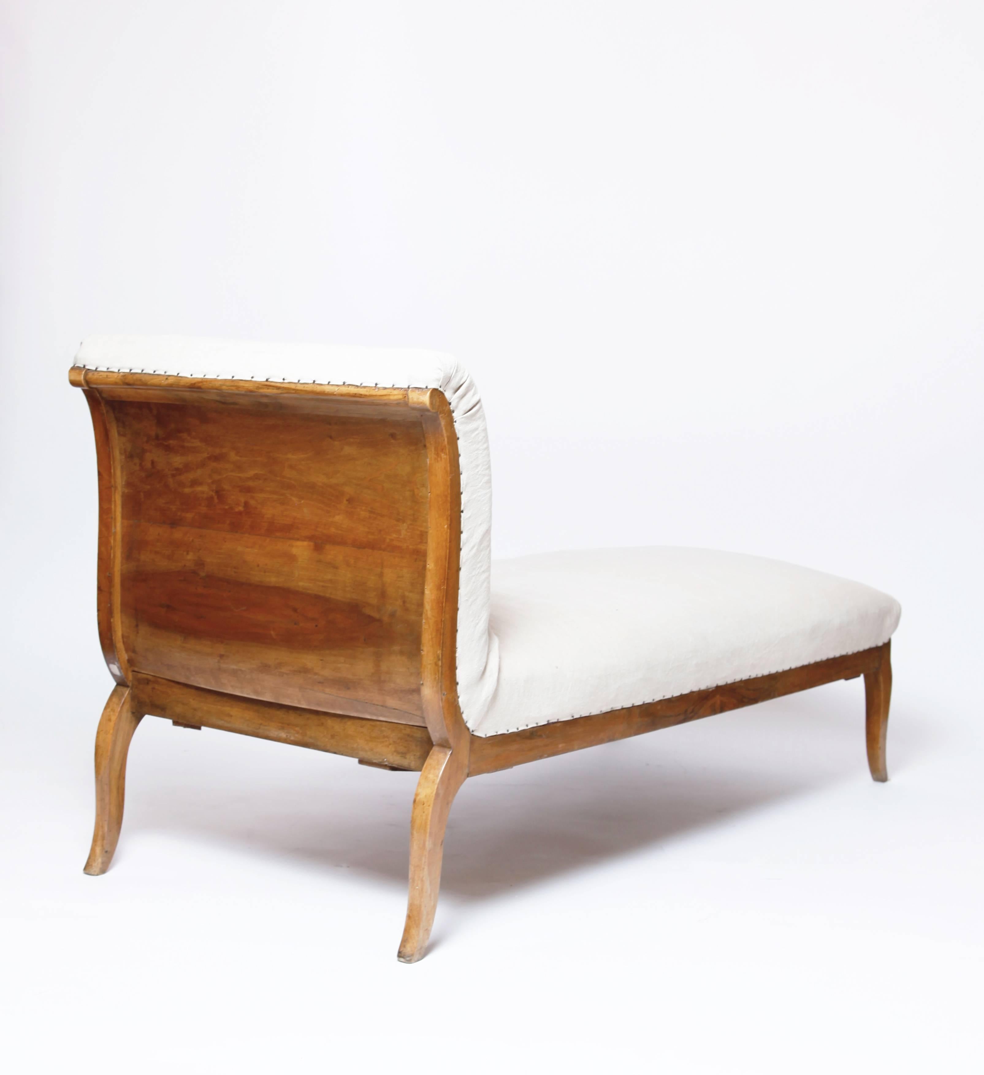 19th Century French Walnut Daybed In Good Condition In New York, NY