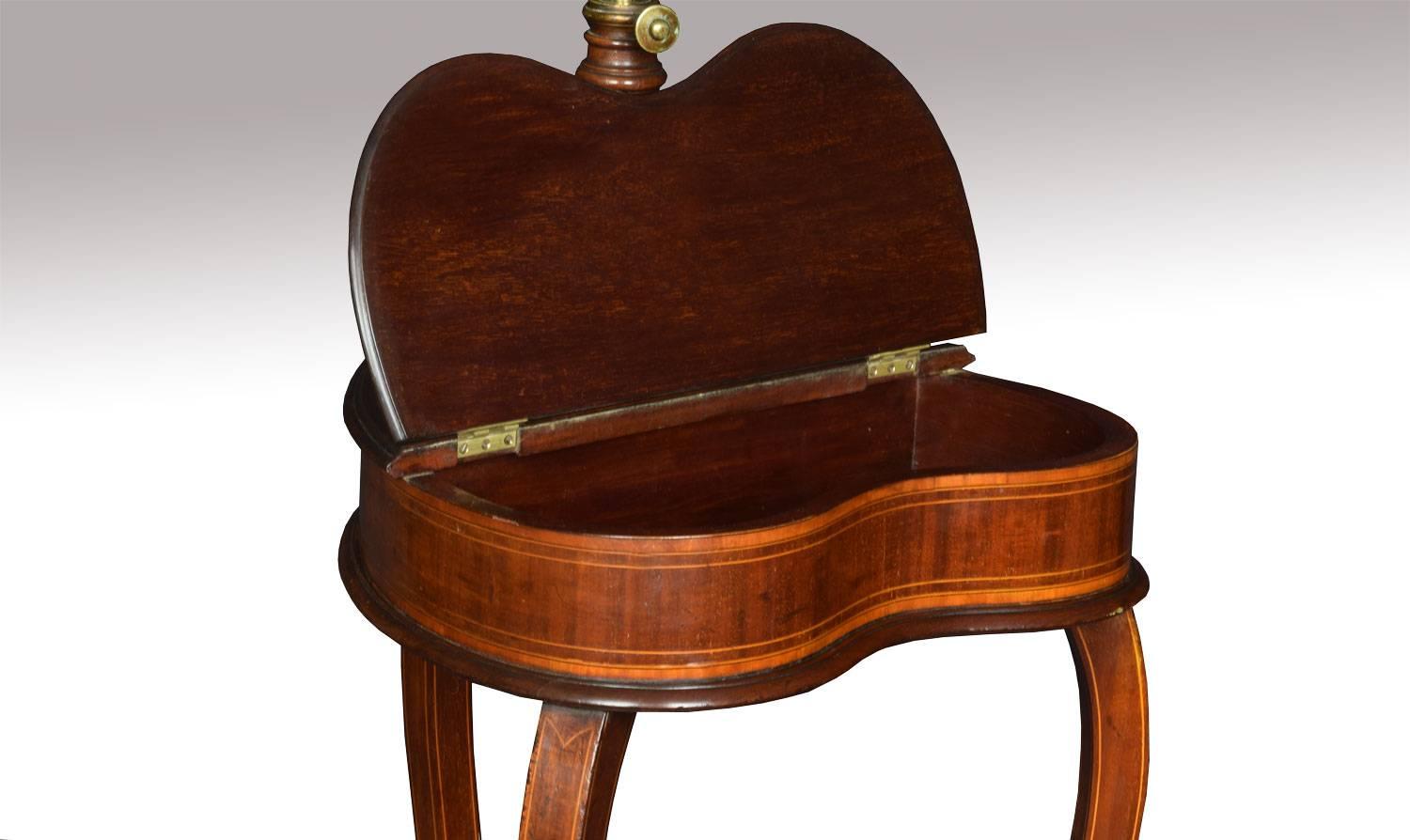 Sheraton Revival Mahogany Shaving Stand In Excellent Condition In Cheshire, GB