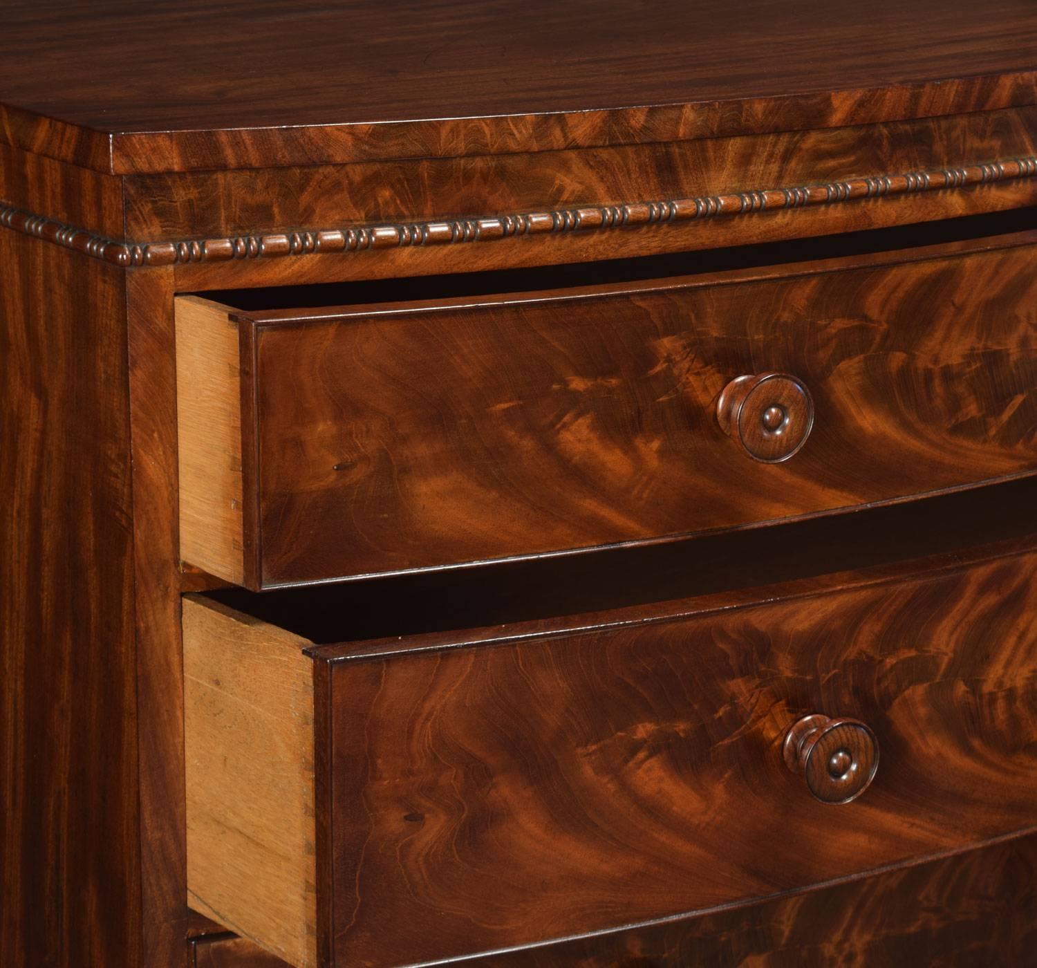19th Century Mahogany Bow Fronted Chest of Draws In Excellent Condition In Cheshire, GB