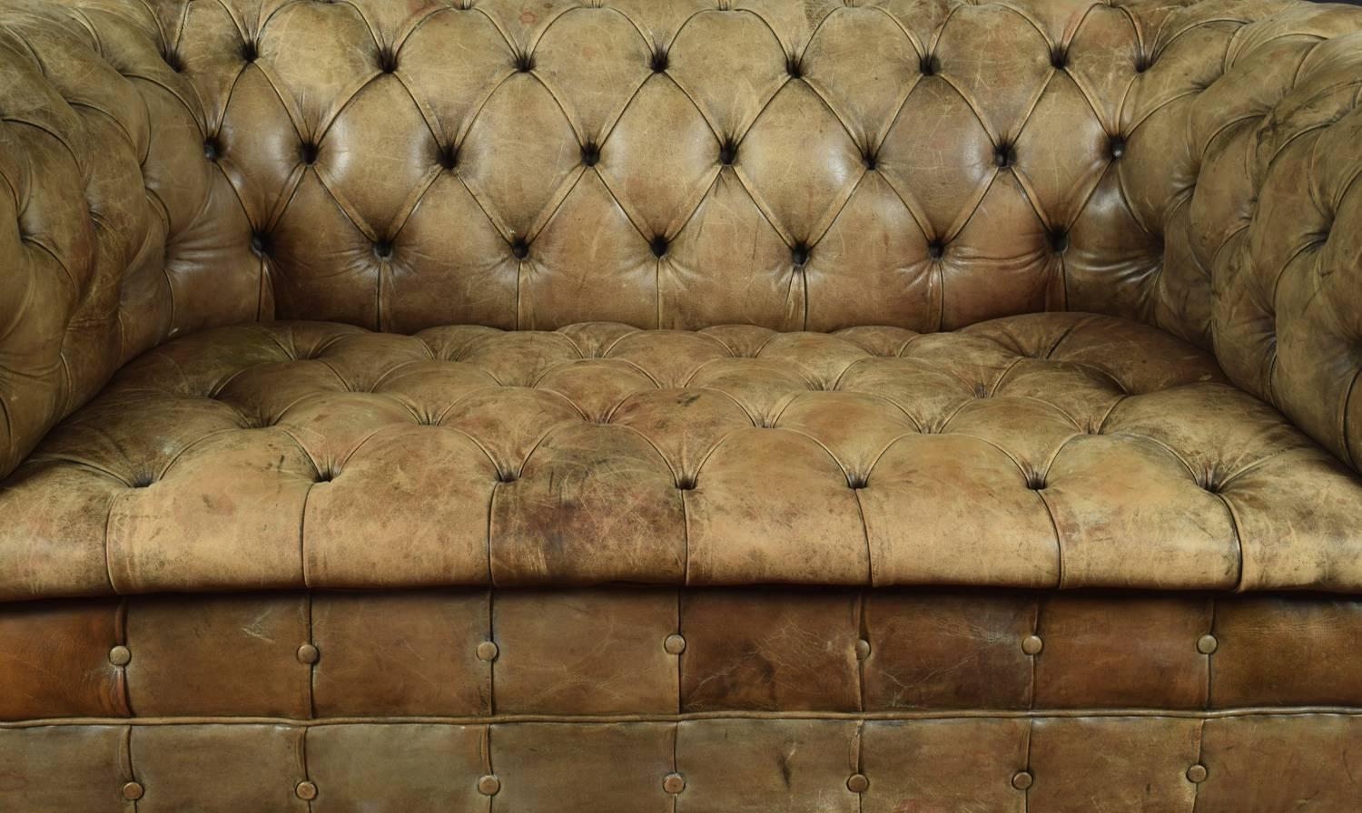 Leather Chesterfield In Fair Condition In Cheshire, GB