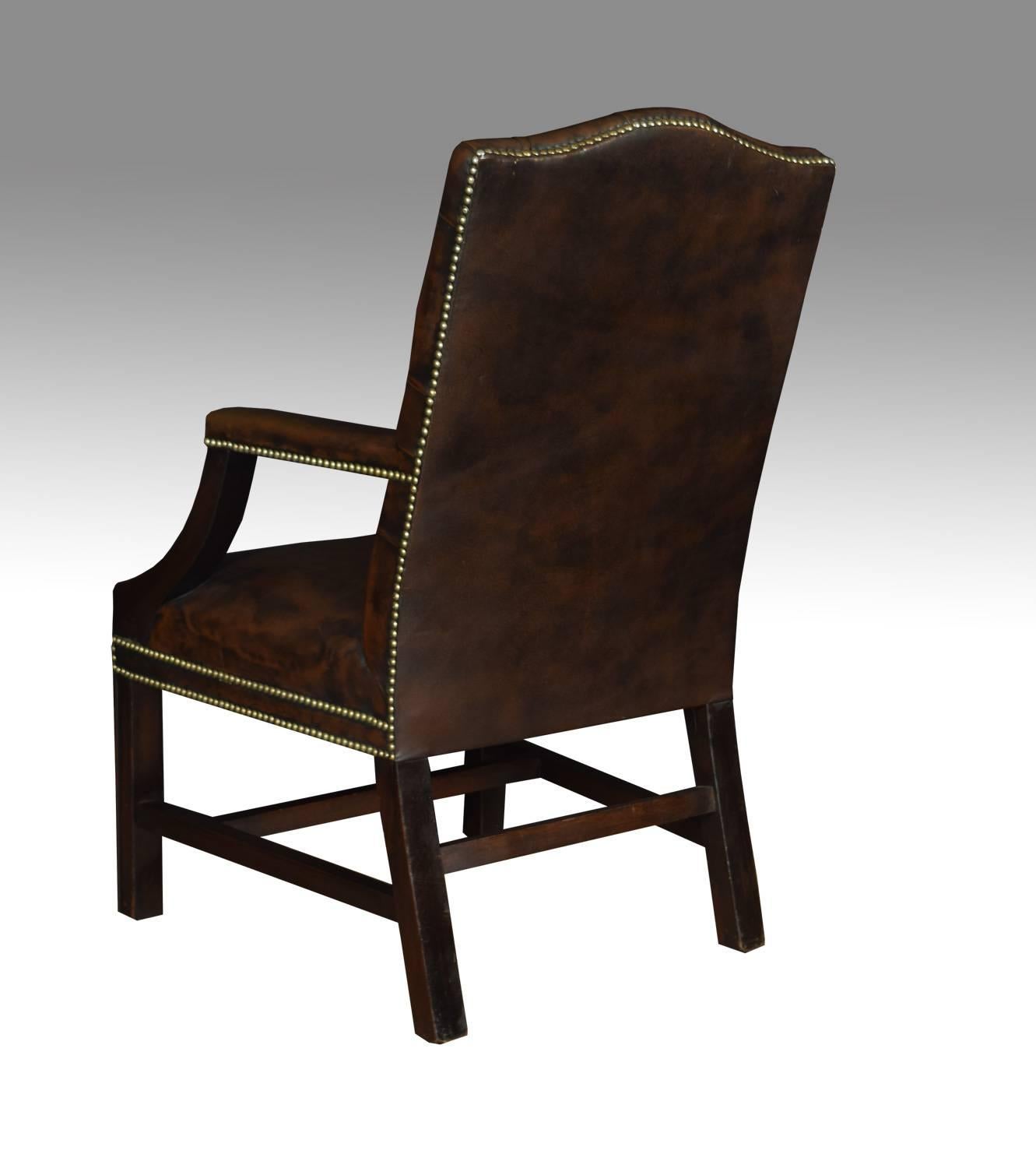 Pair of Georgian Style Leather Gainsborough Library Chairs 1