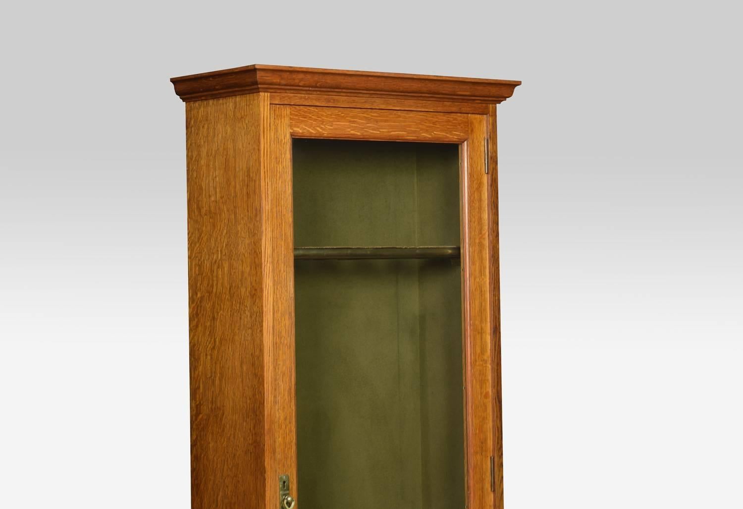 Great Britain (UK) Late Victorian Oak Floor Standing Gun Display Cabinet