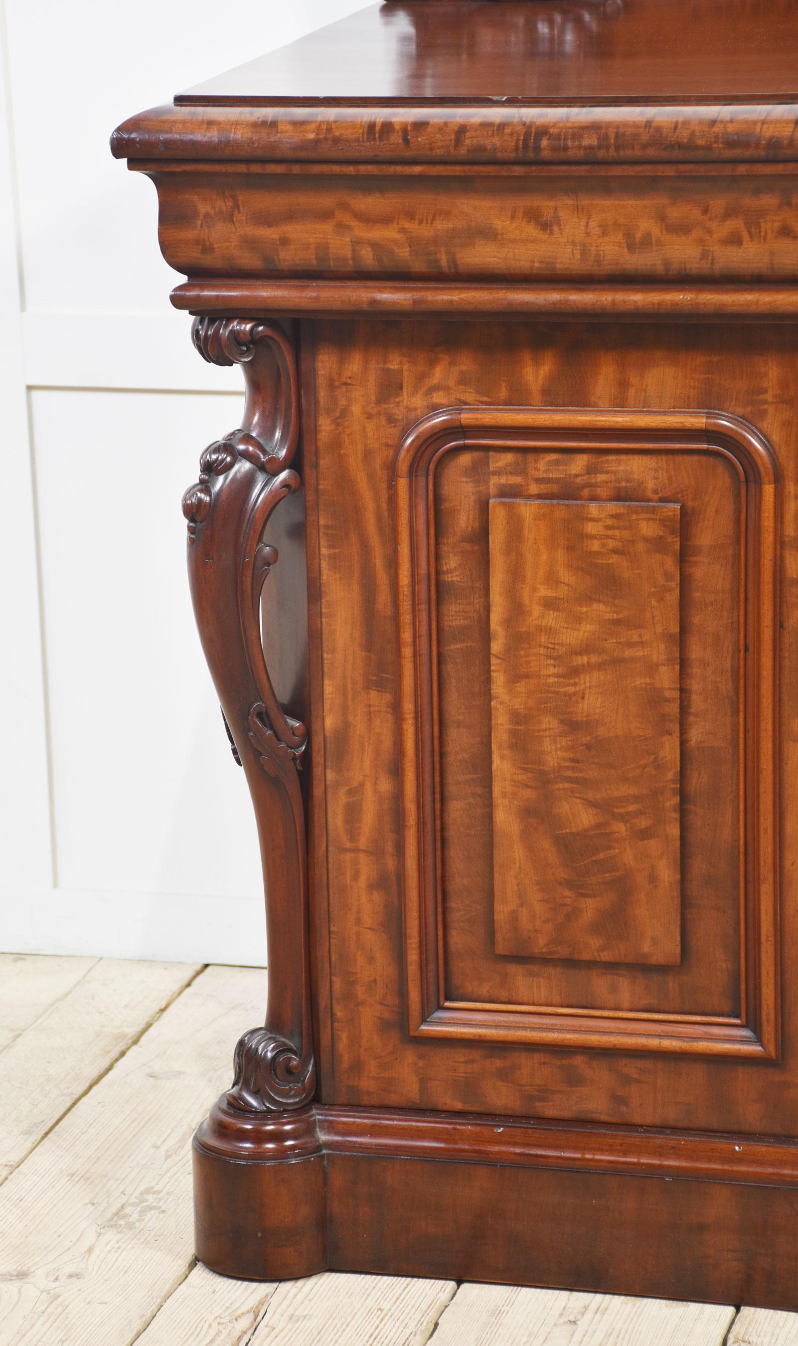 Large figured mahogany breakfront sideboard For Sale 10