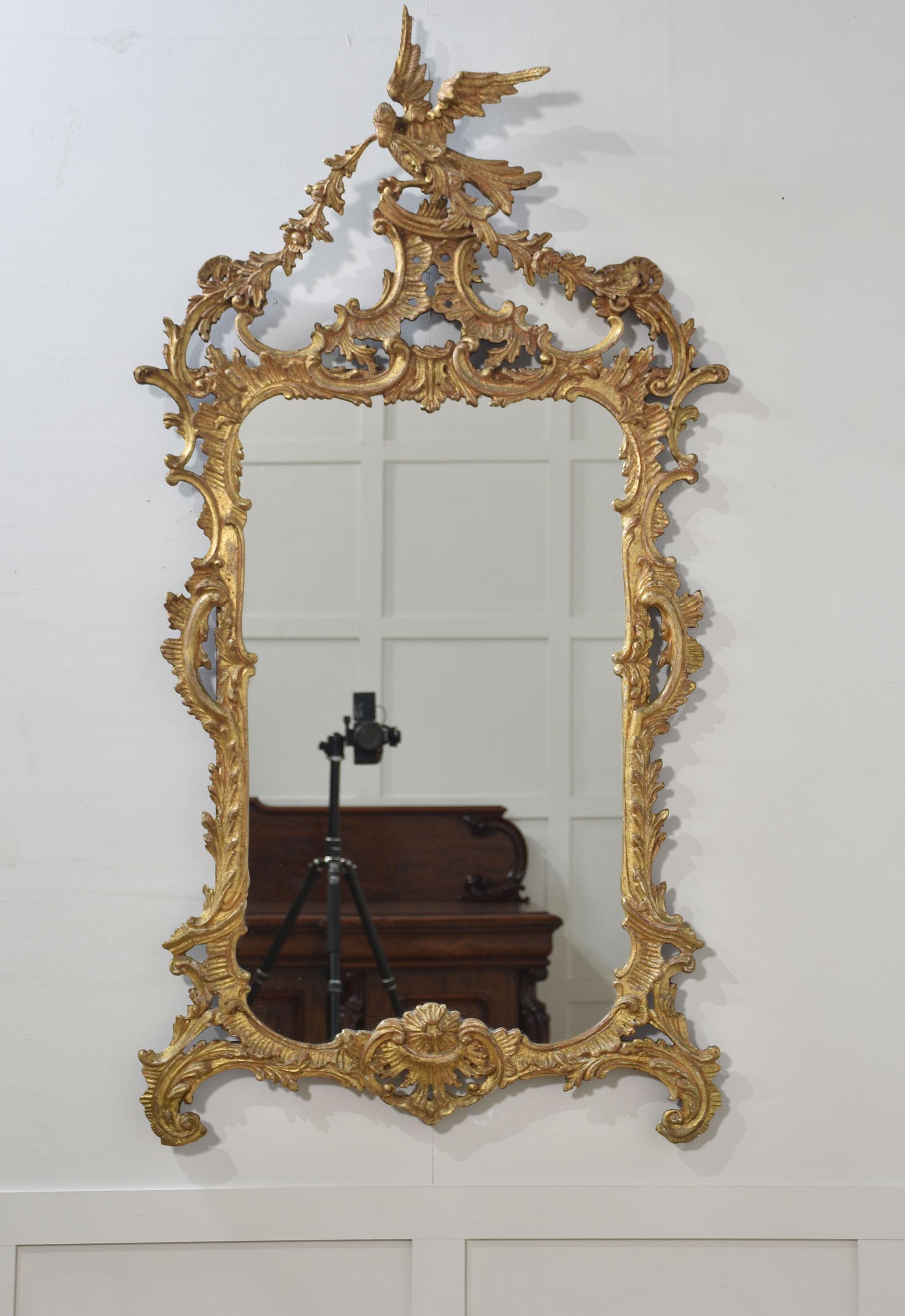 British Georgian style gilt Wall Mirror For Sale