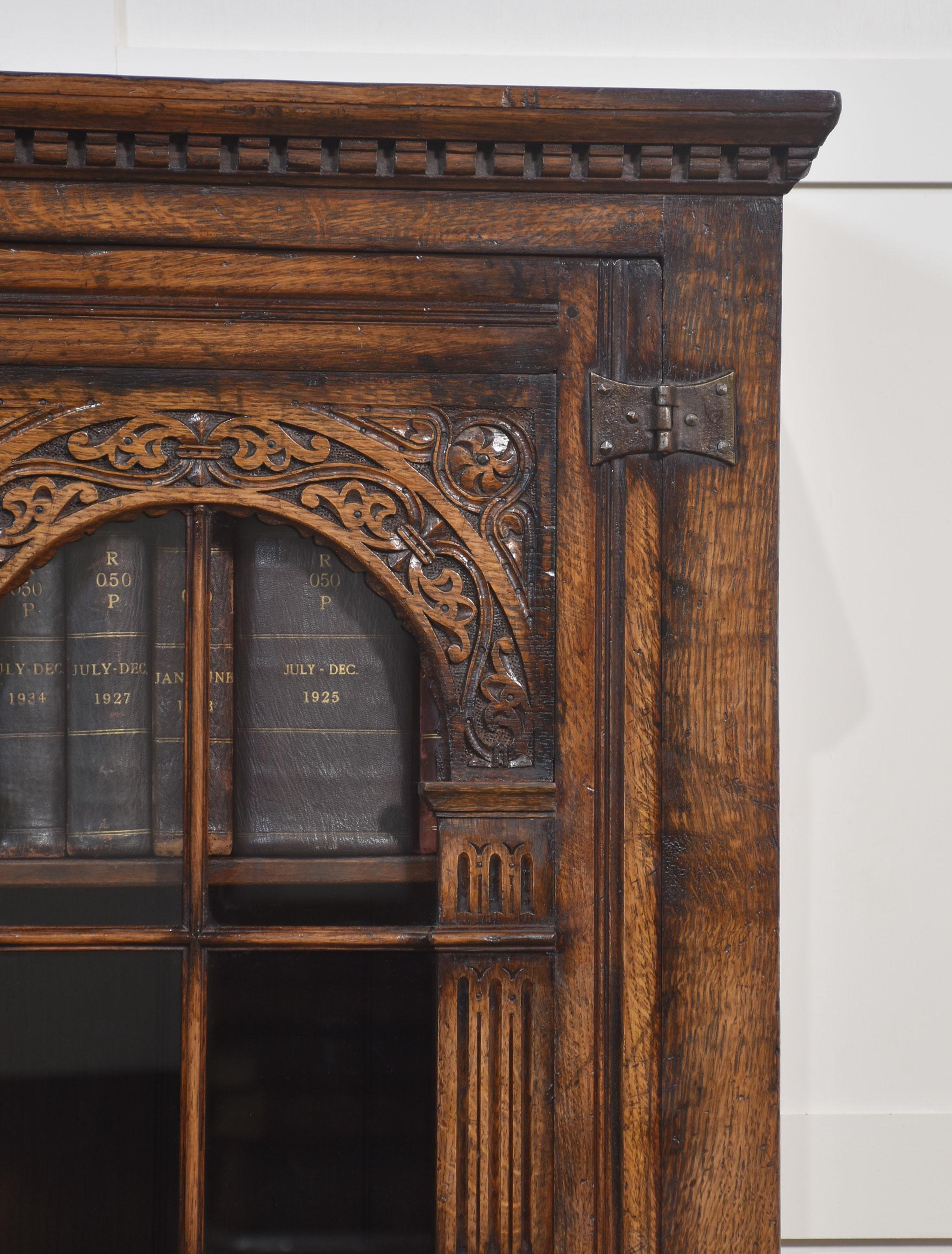 Solid oak two door bookcase For Sale 6