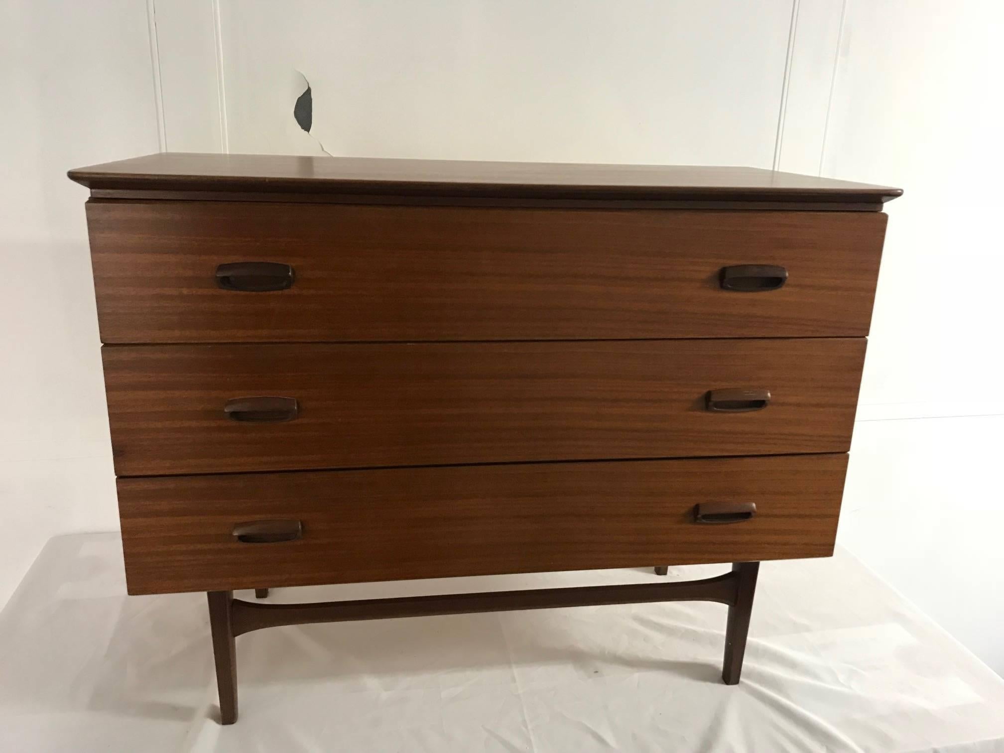 Mid-20th Century Chest of drawers 