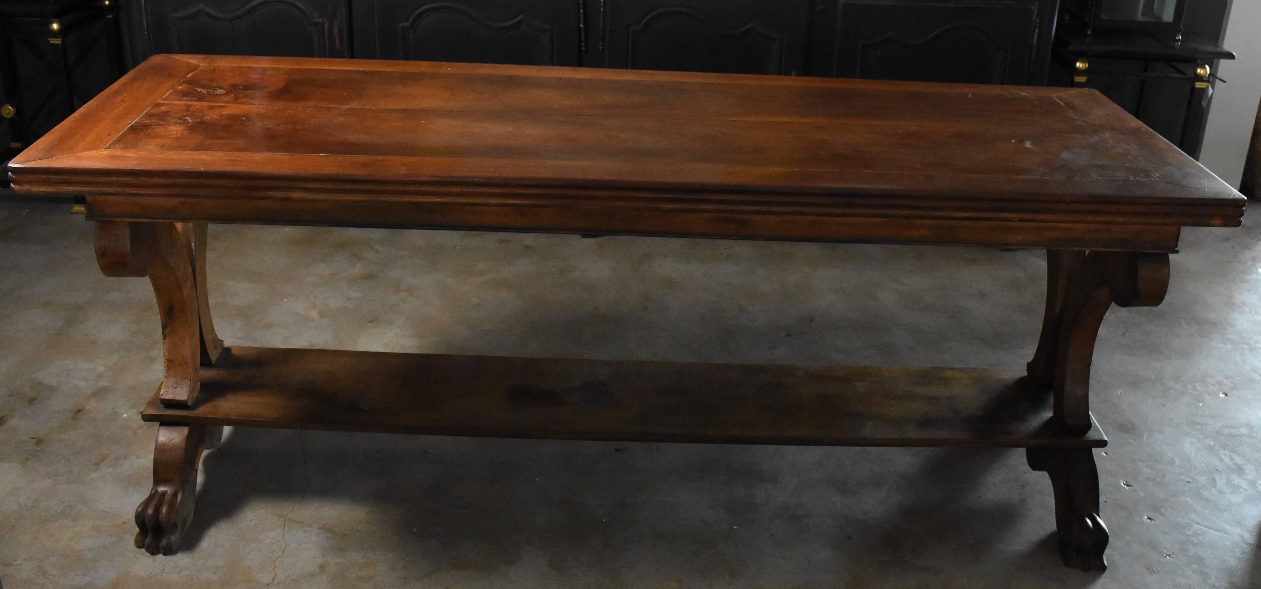 Early 19th Century French Walnut Library Console Table with Lion Claw Feet For Sale 2