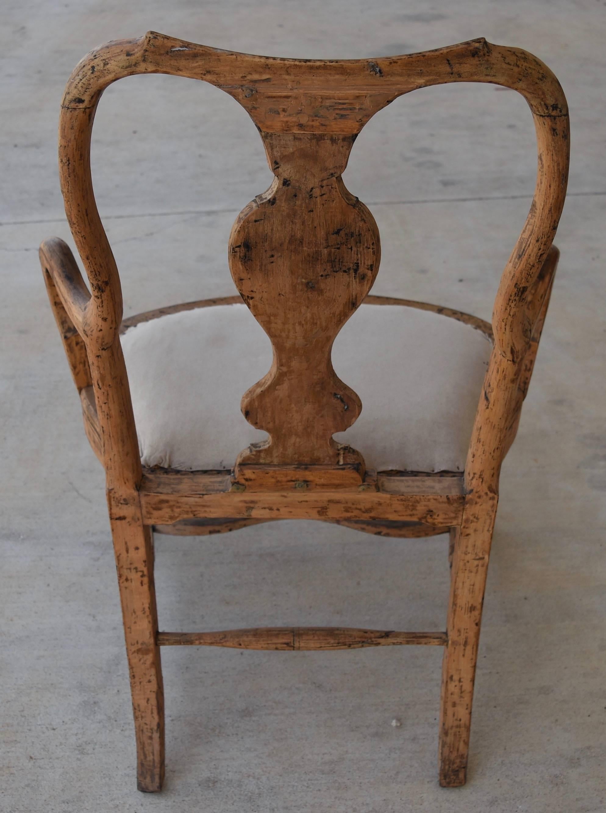 18th Century Rococo Swedish Armchair Scraped to Original Salmon Paint In Good Condition In Houston, TX