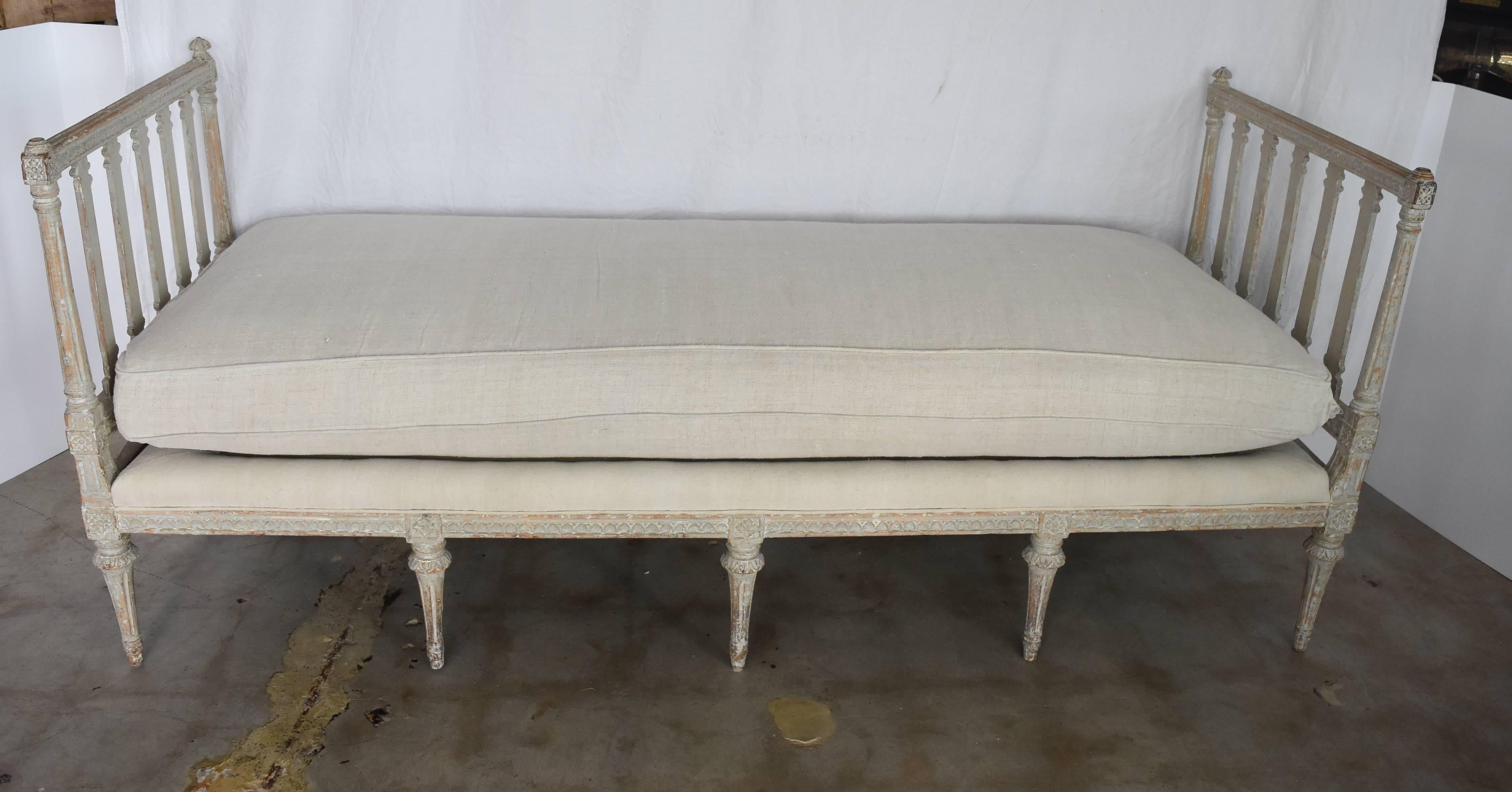 19th century Swedish Gustavian bench stamped and signed on bottom and beautiful grayish white paint.
Since photo, the cushion has been upholstered in vintage Hungarian linen.
New photos coming soon.