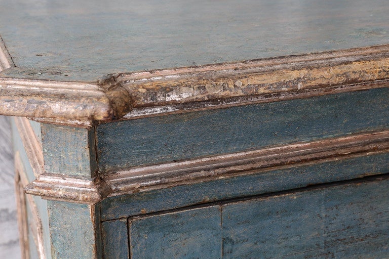 18th Century Italian Credenza from Venice, Italy 4