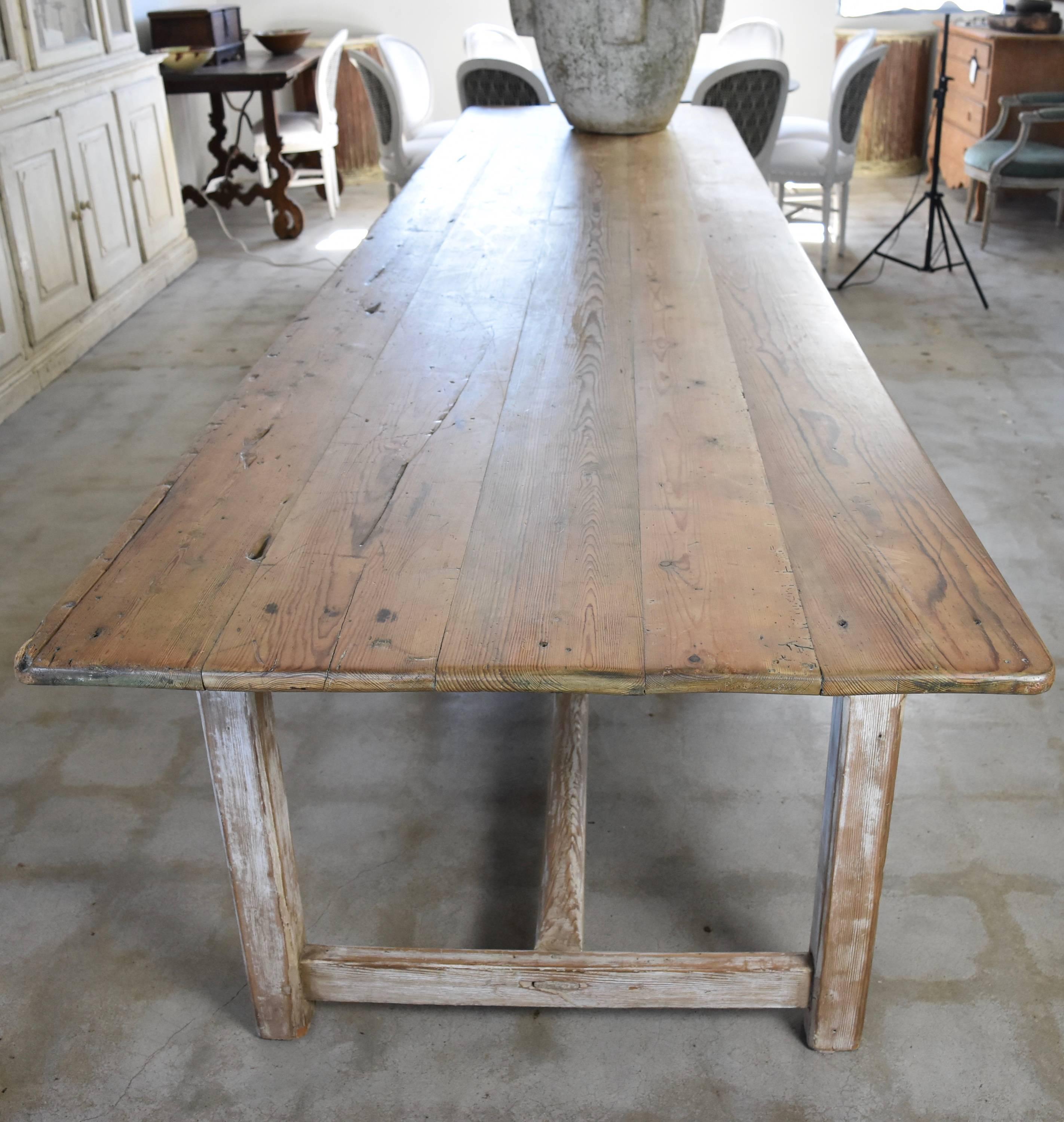 19th Century French Farm Table in Pine with Creamy White Painted Base In Good Condition In Houston, TX