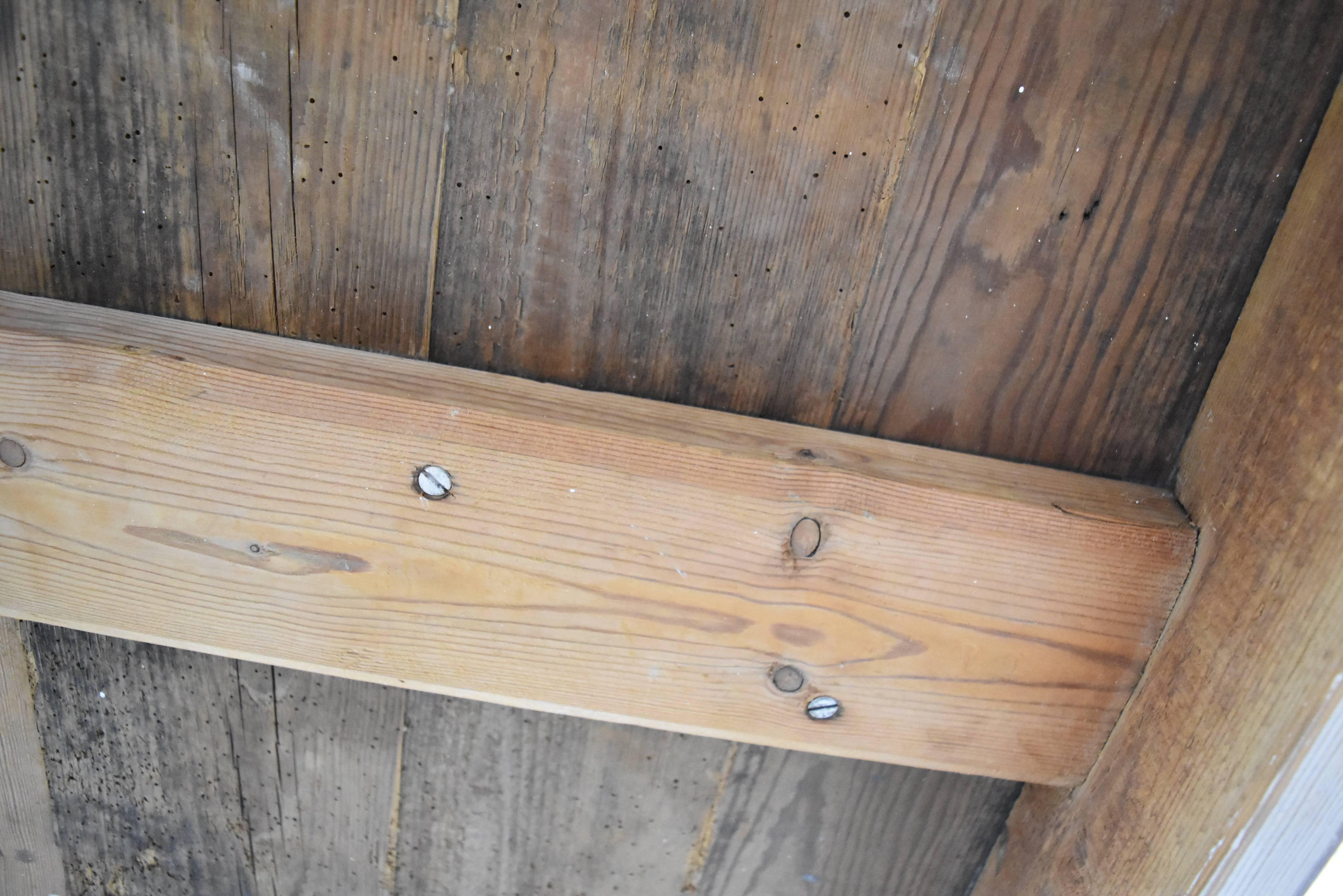 19th Century French Farm Table in Pine with Creamy White Painted Base 3