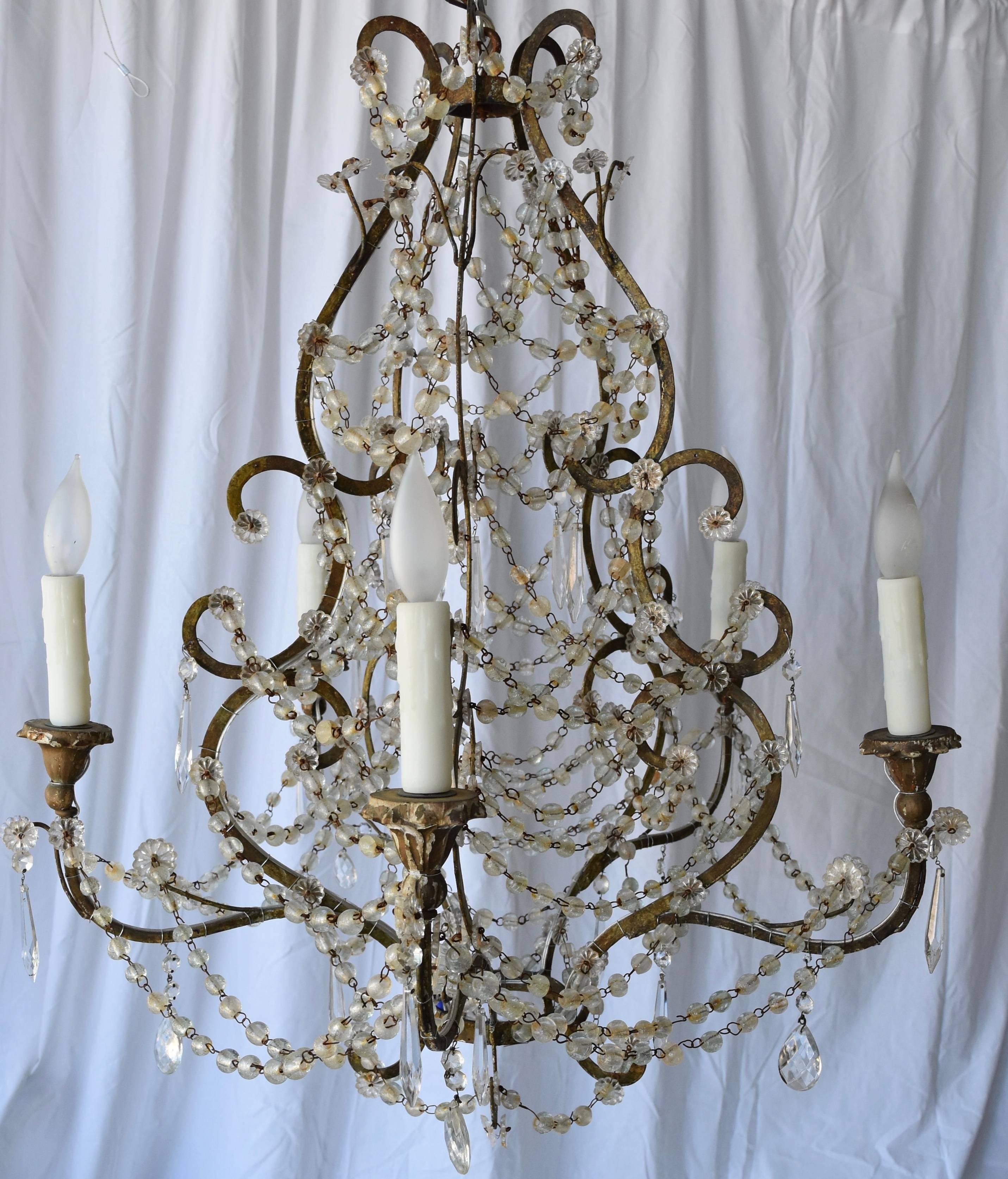 Italian Early 19th Century Draped Blown Glass Beaded Chandelier Iron and Wood 2