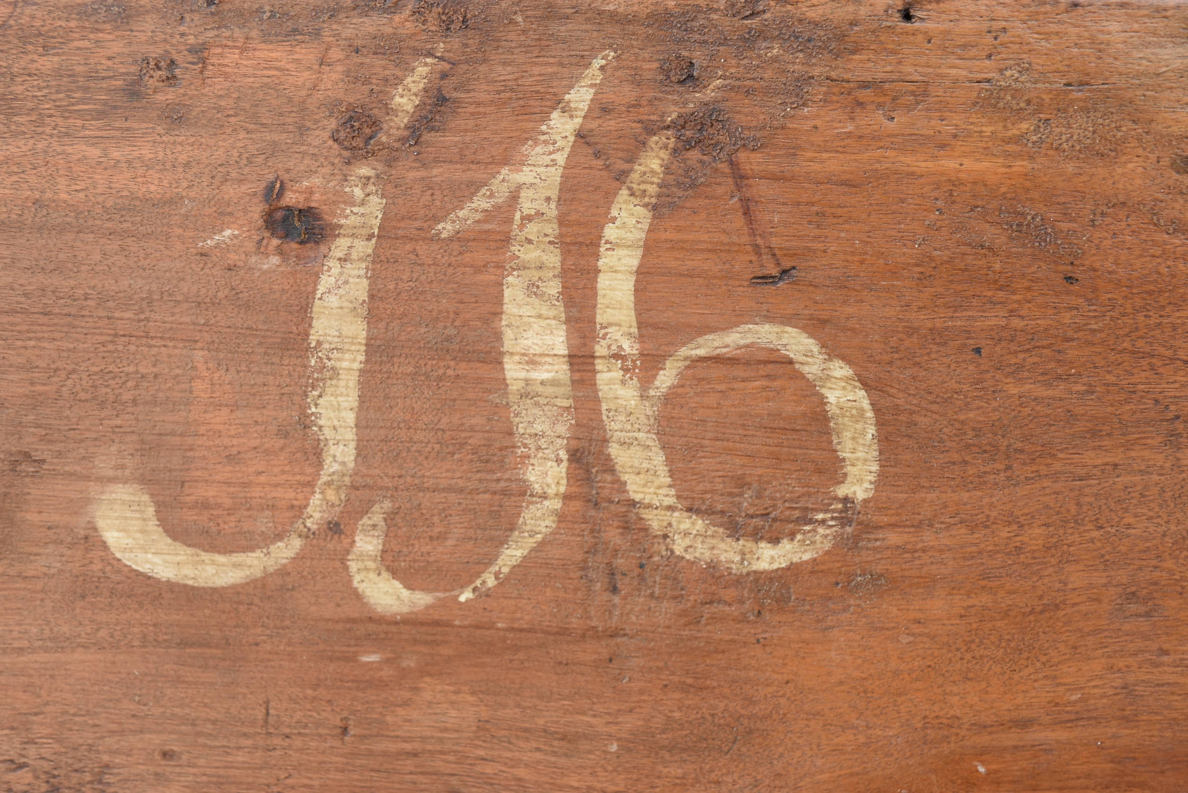 Late 17-Early 18th Century Italian Folding Walnut Bench with Iron Stretcher 3