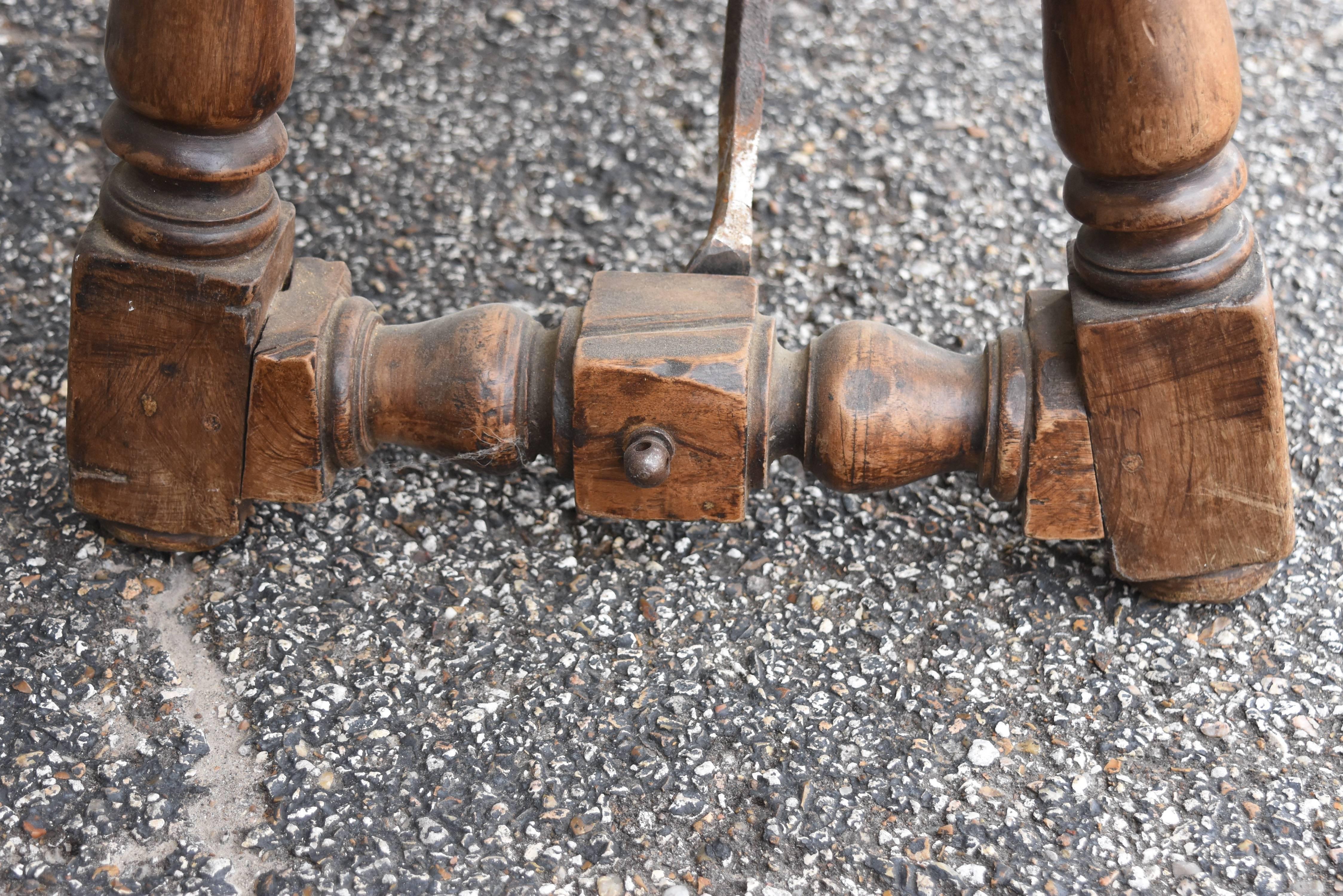 Late 17-Early 18th Century Italian Folding Walnut Bench with Iron Stretcher 4