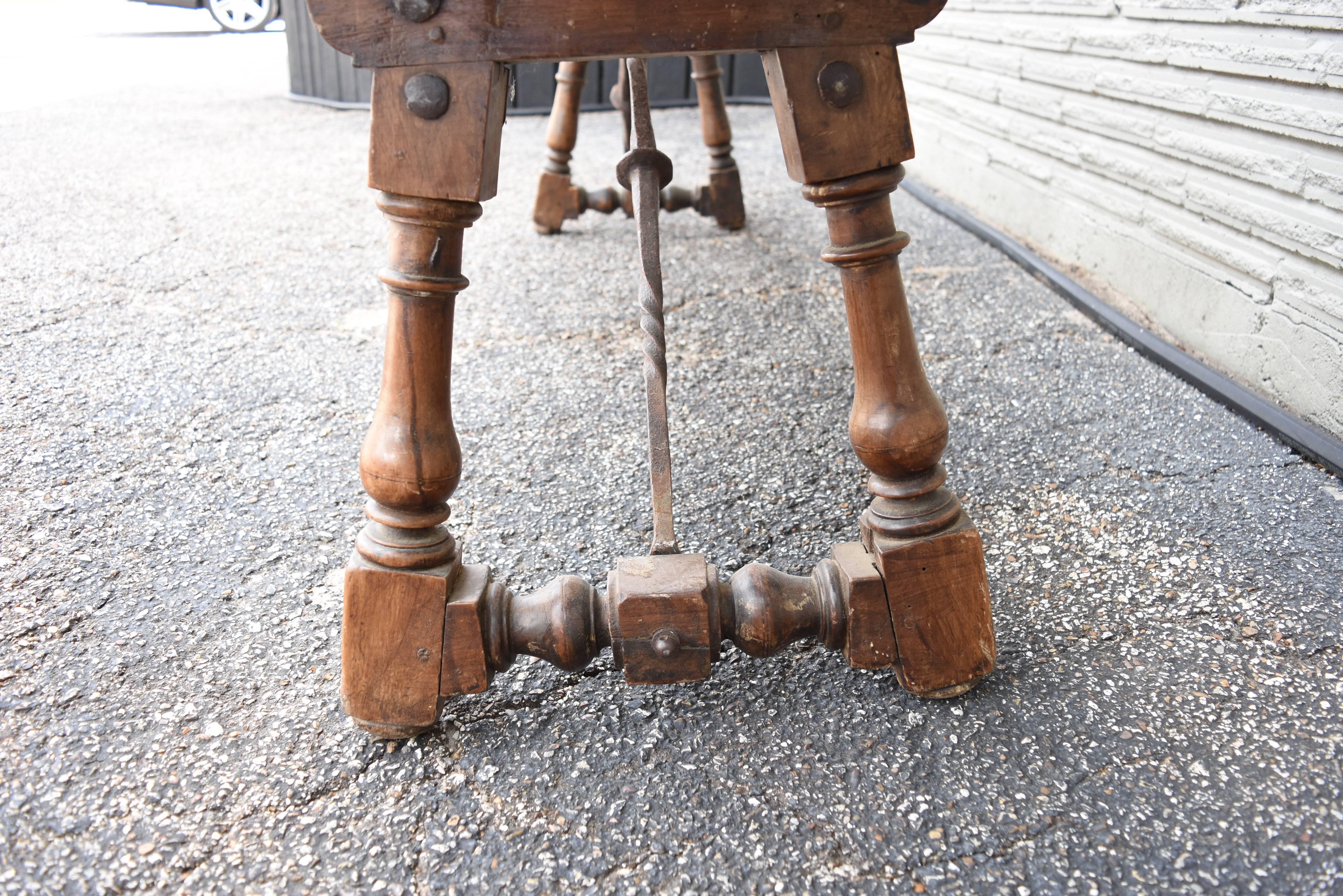 Late 17-Early 18th Century Italian Folding Walnut Bench with Iron Stretcher 5